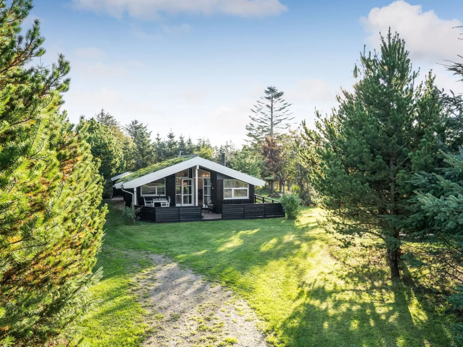 "Barnet" - 2.2km from the sea-Buiten