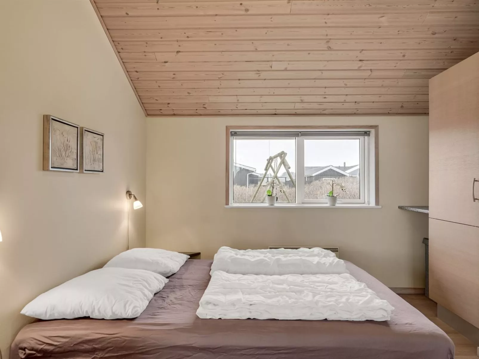 "Aniela" - 150m from the sea-Binnen