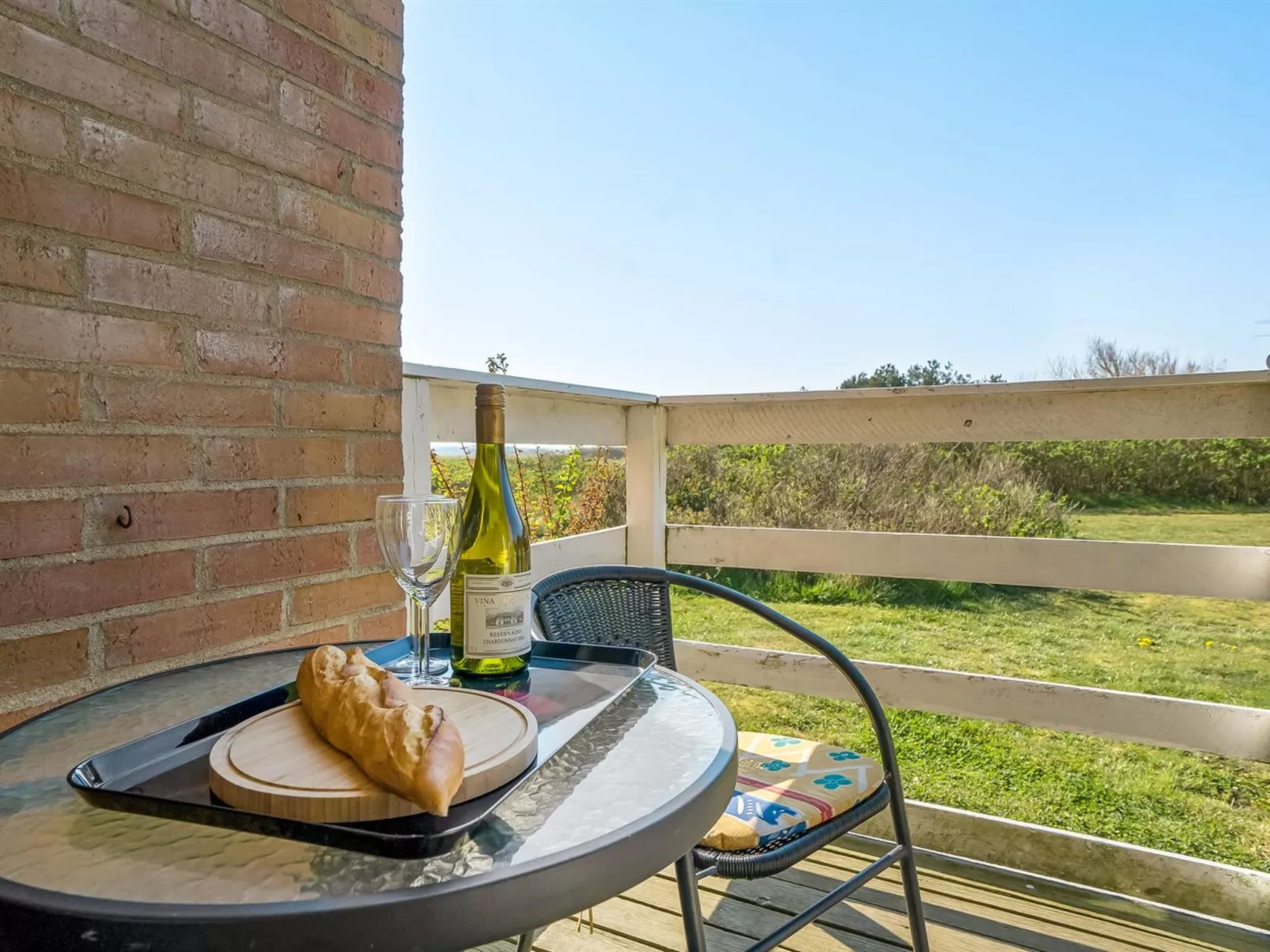 "Svane" - 1.2km from the sea-Buiten