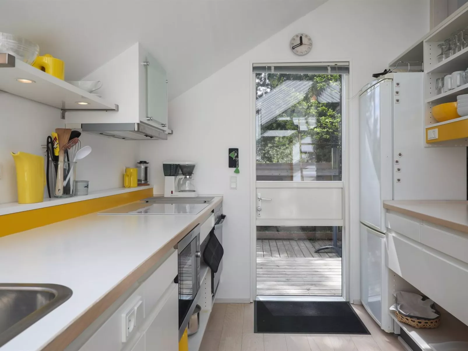 "Muriel" - 150m from the sea-Binnen