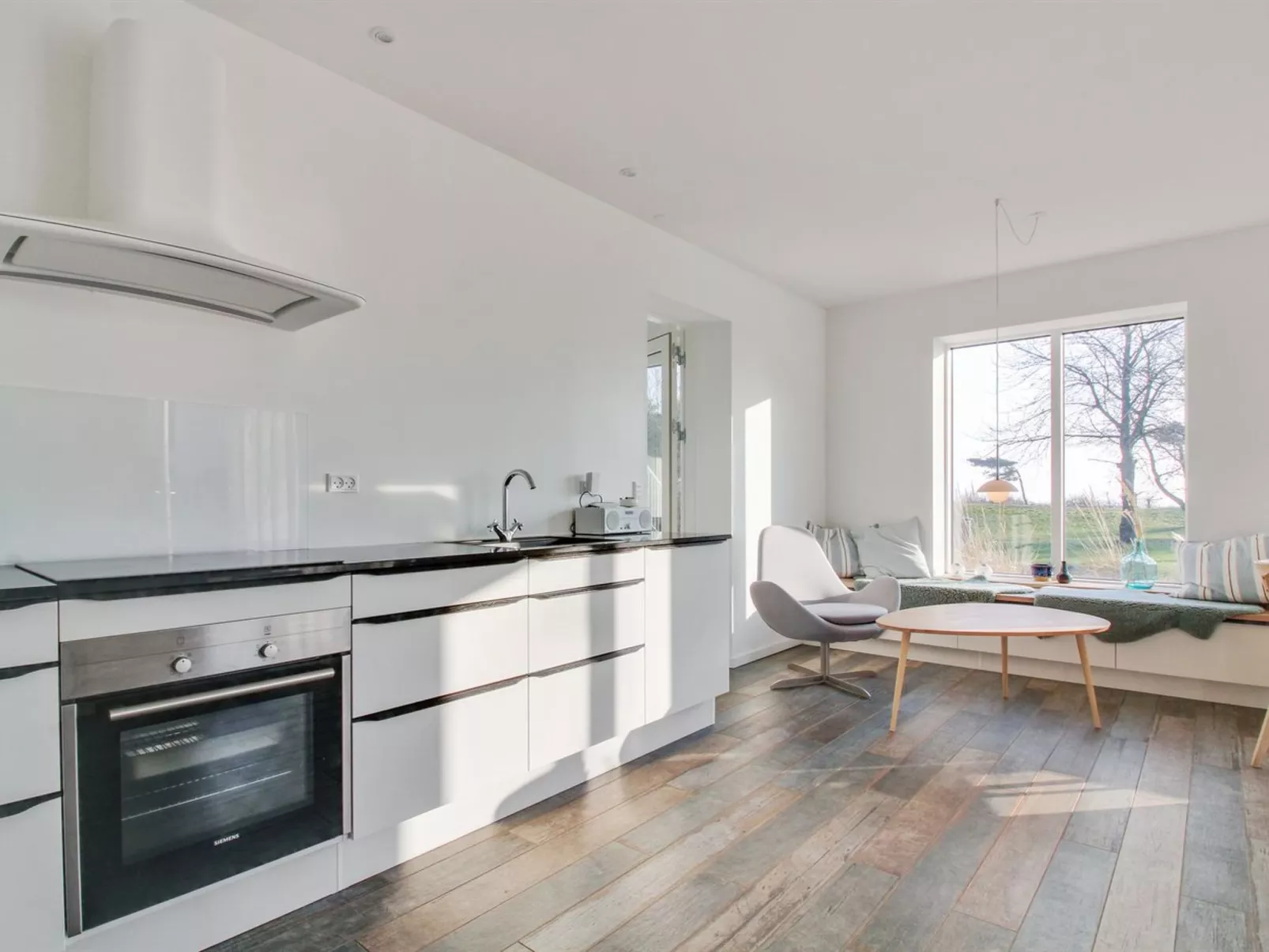 "Benna" - 120m from the sea-Binnen