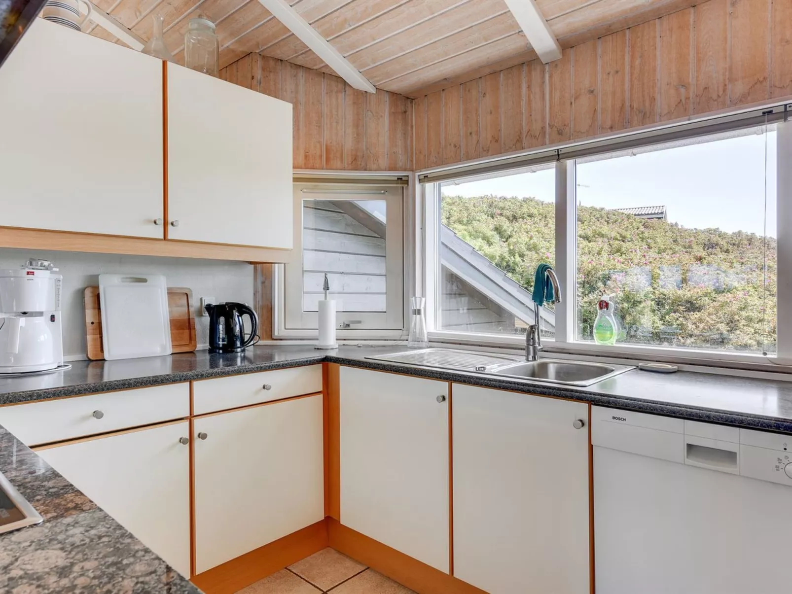 "Rink" - 150m from the sea-Binnen