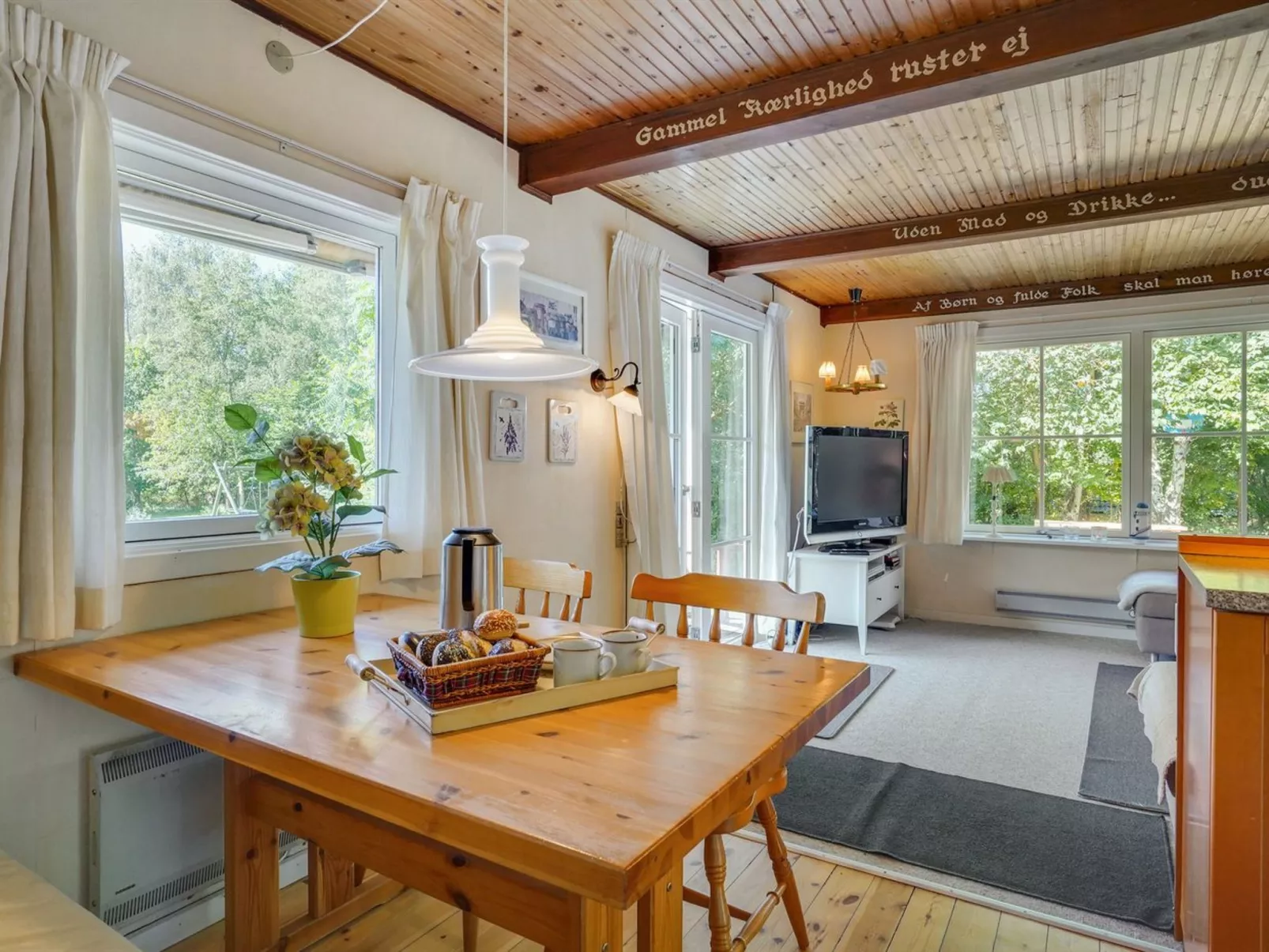 "Rahilka" - 700m from the sea-Binnen