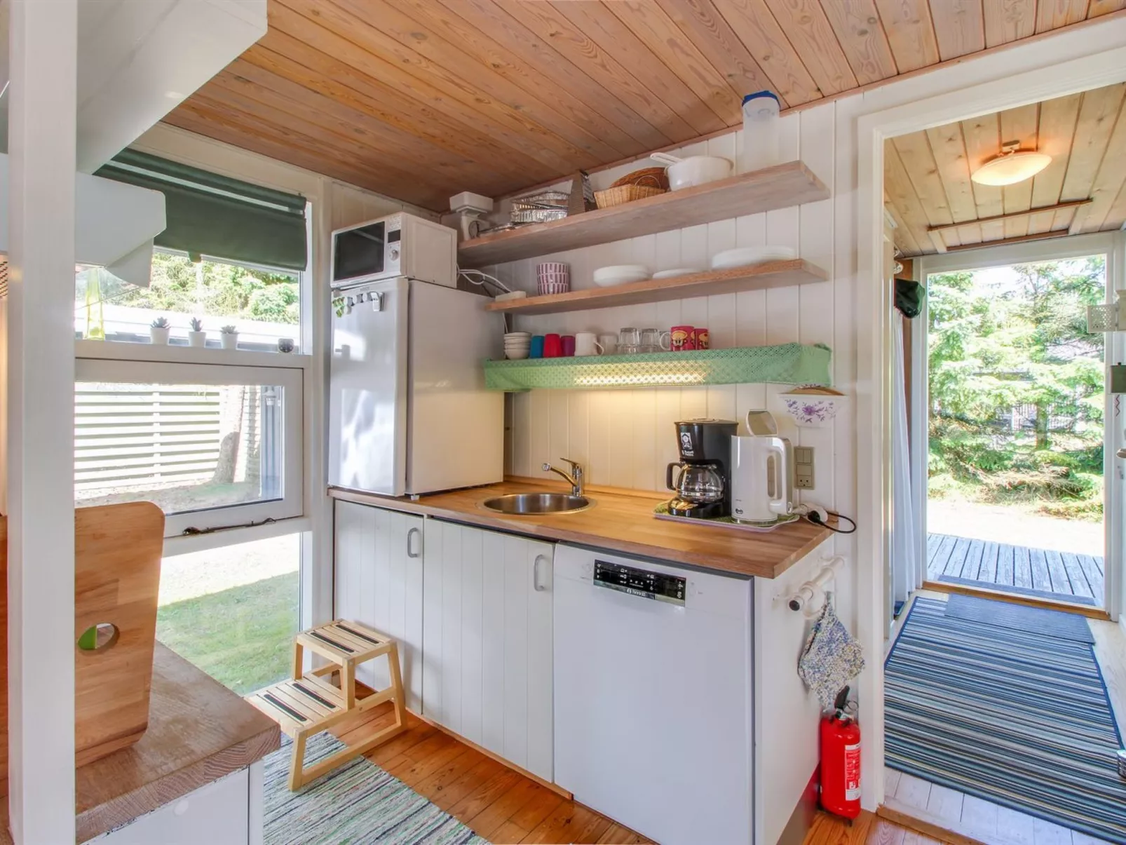 "Antoinette" - 500m from the sea-Binnen