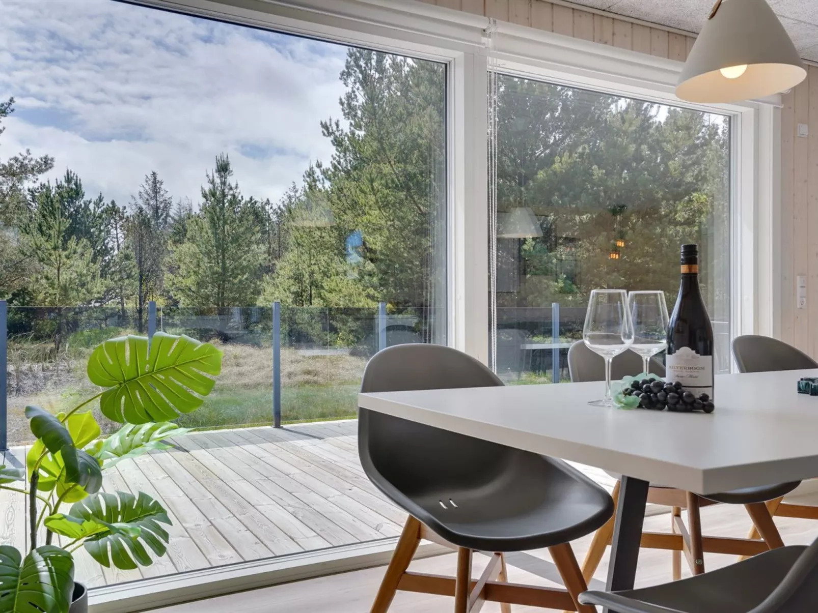 "Arnetta" - 1.5km from the sea-Binnen