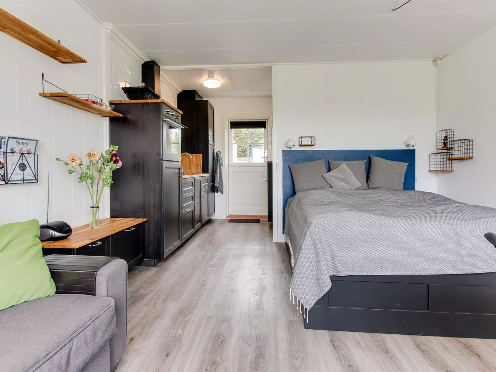 "Atte" - 300m from the sea-Binnen