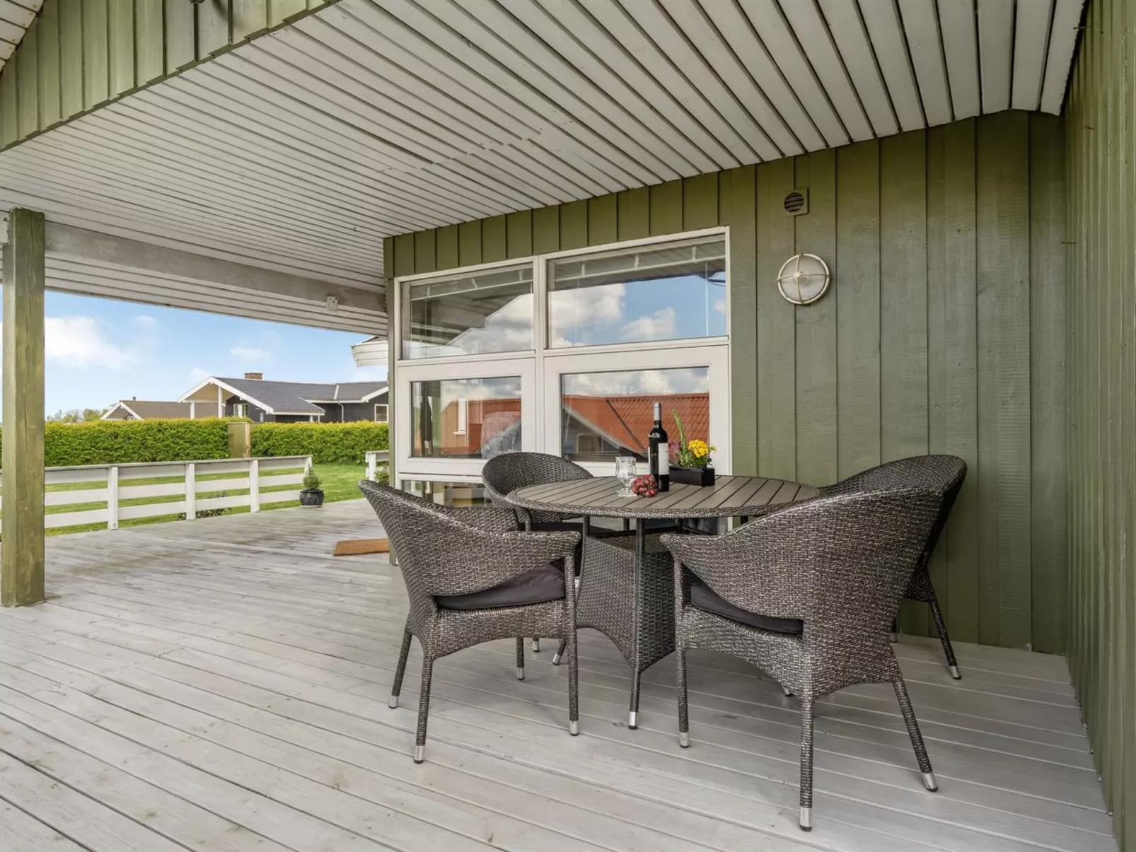 "Guldborg" - 400m to the fjord-Buiten