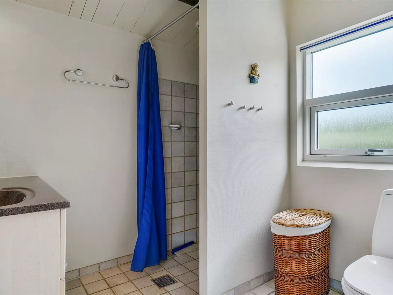 "Gull" - 150m from the sea-Binnen