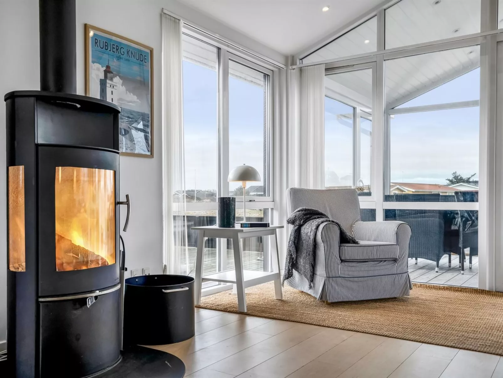 "Eileen" - 300m from the sea-Binnen