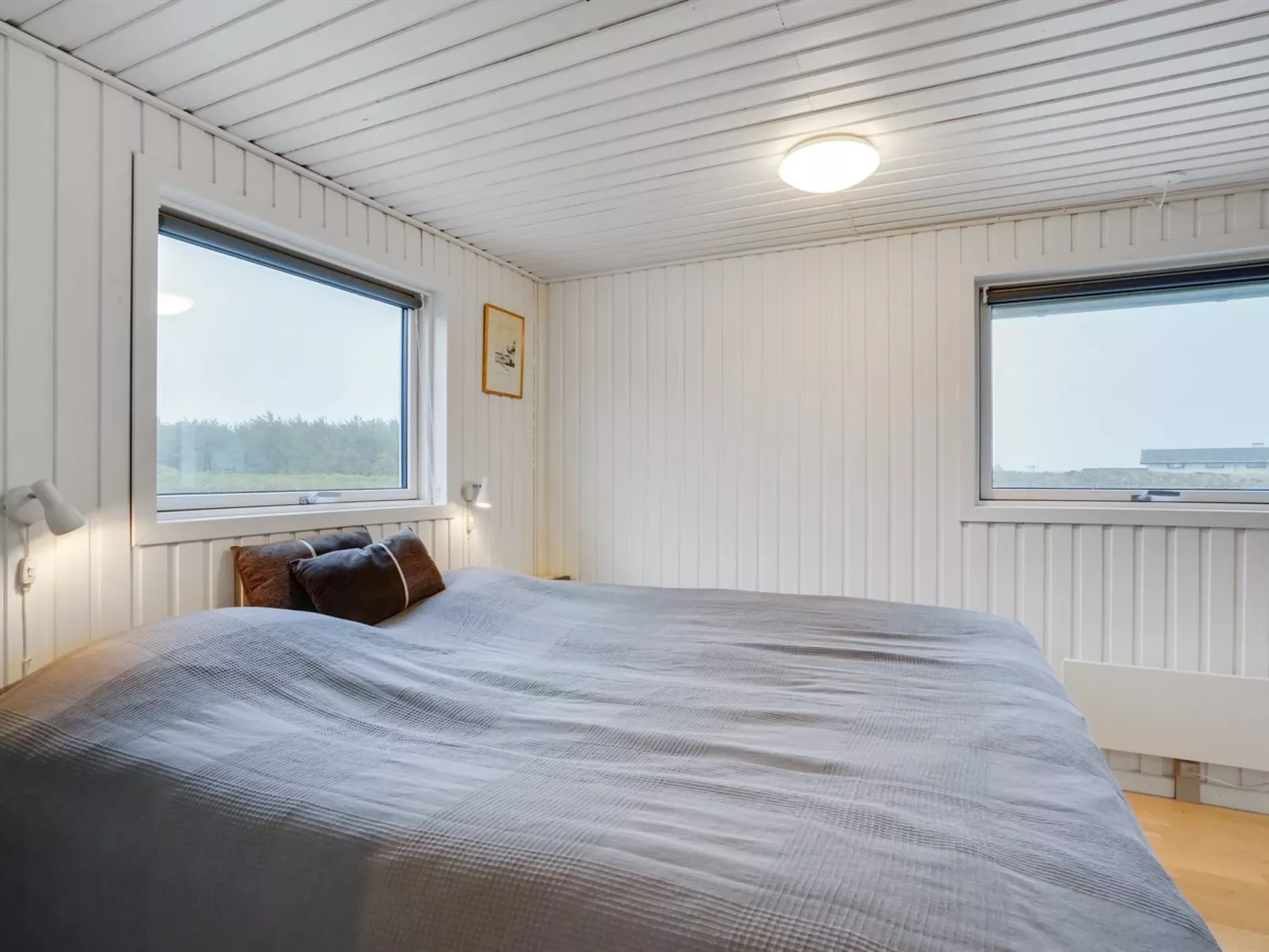 "Carelle" - 300m from the sea-Binnen