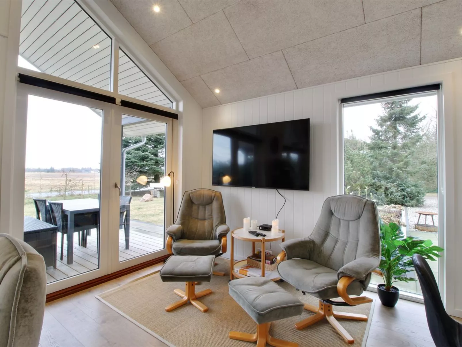 "Cholena" - 700m from the sea-Binnen