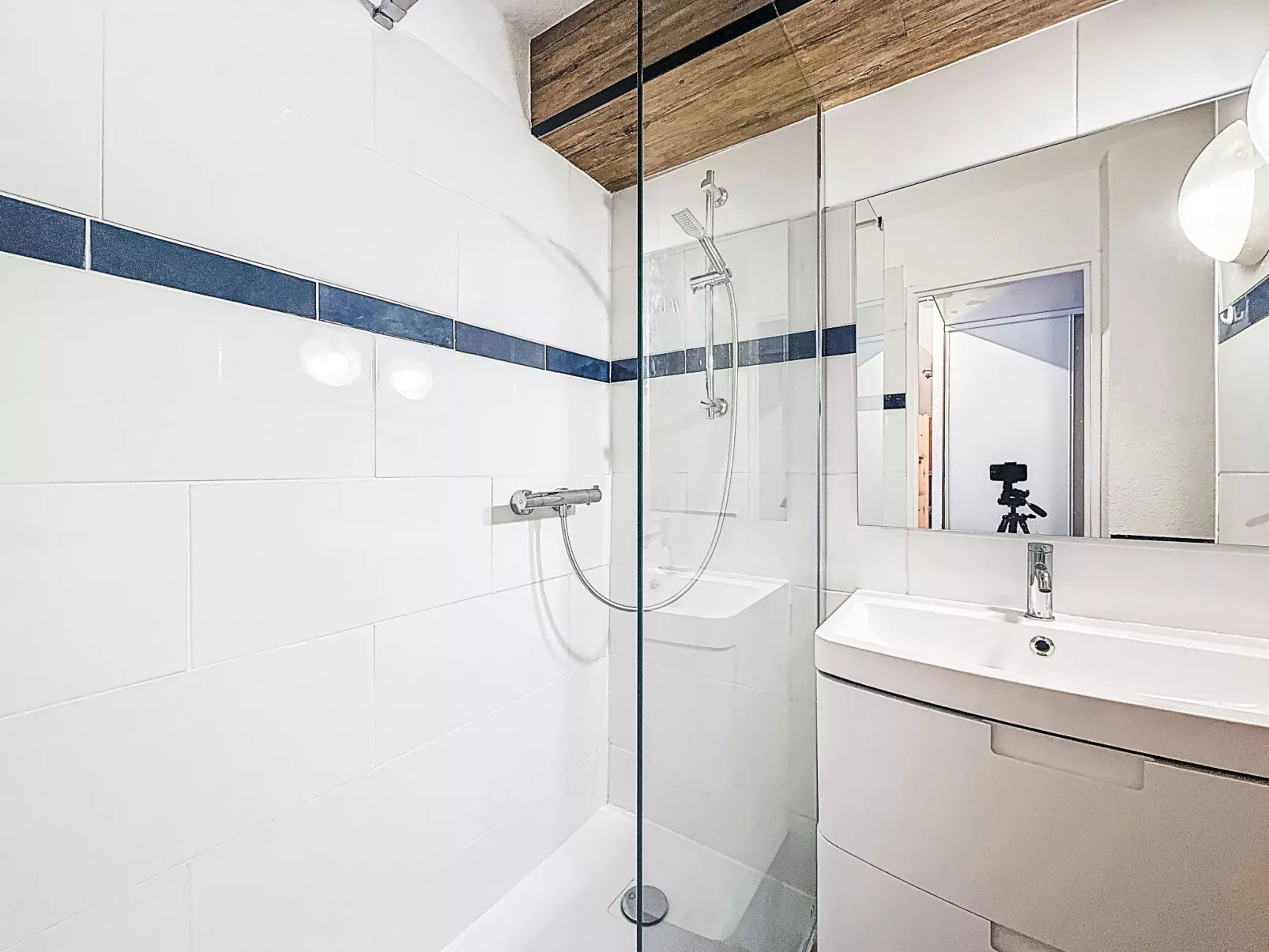 Rond Point des Pistes (Val Claret)-Binnen