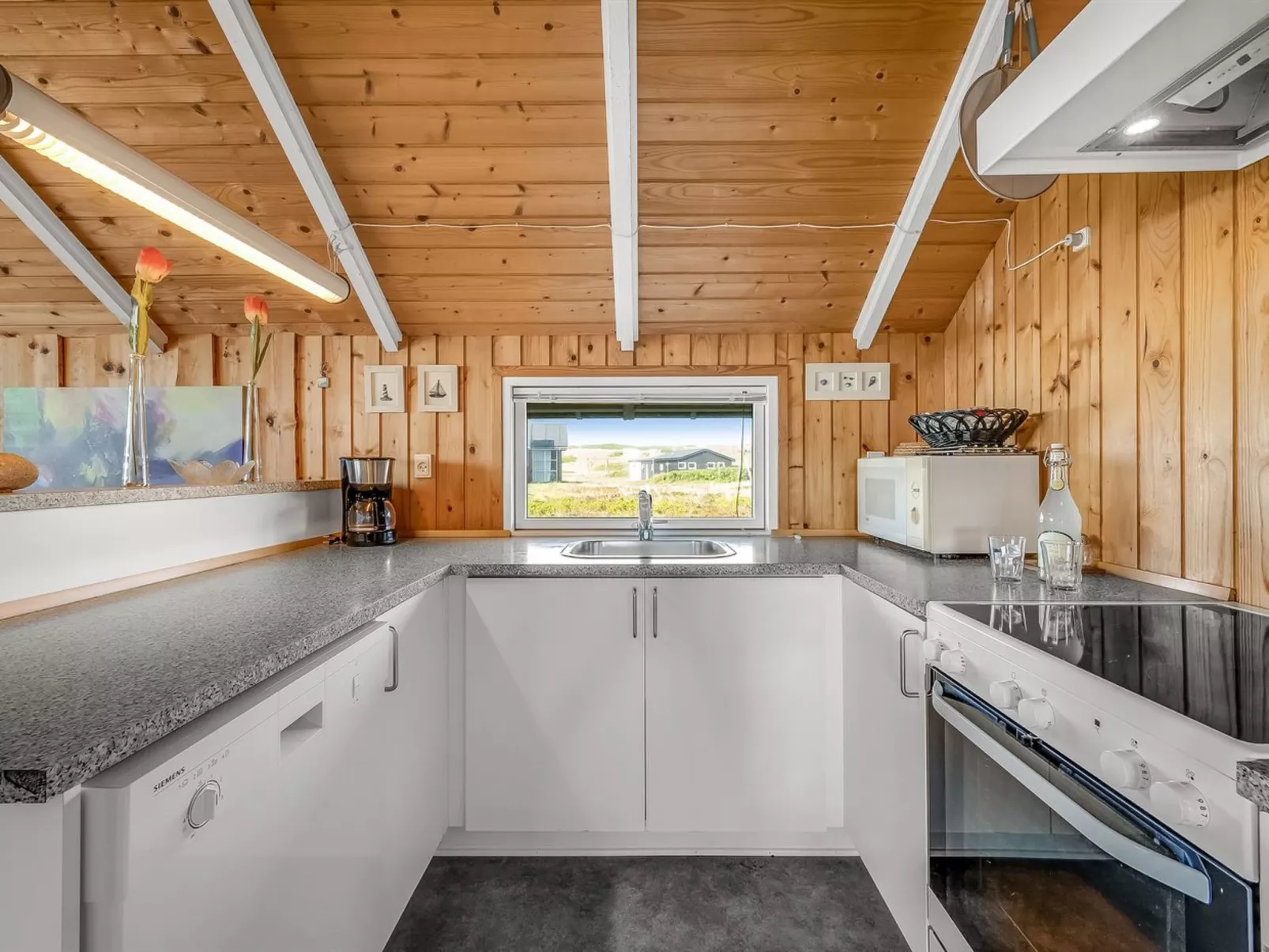 "Sofie" - 150m from the sea-Binnen