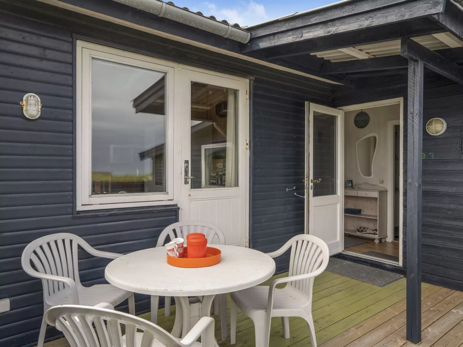 "Ellynor" - 200m from the sea-Buiten