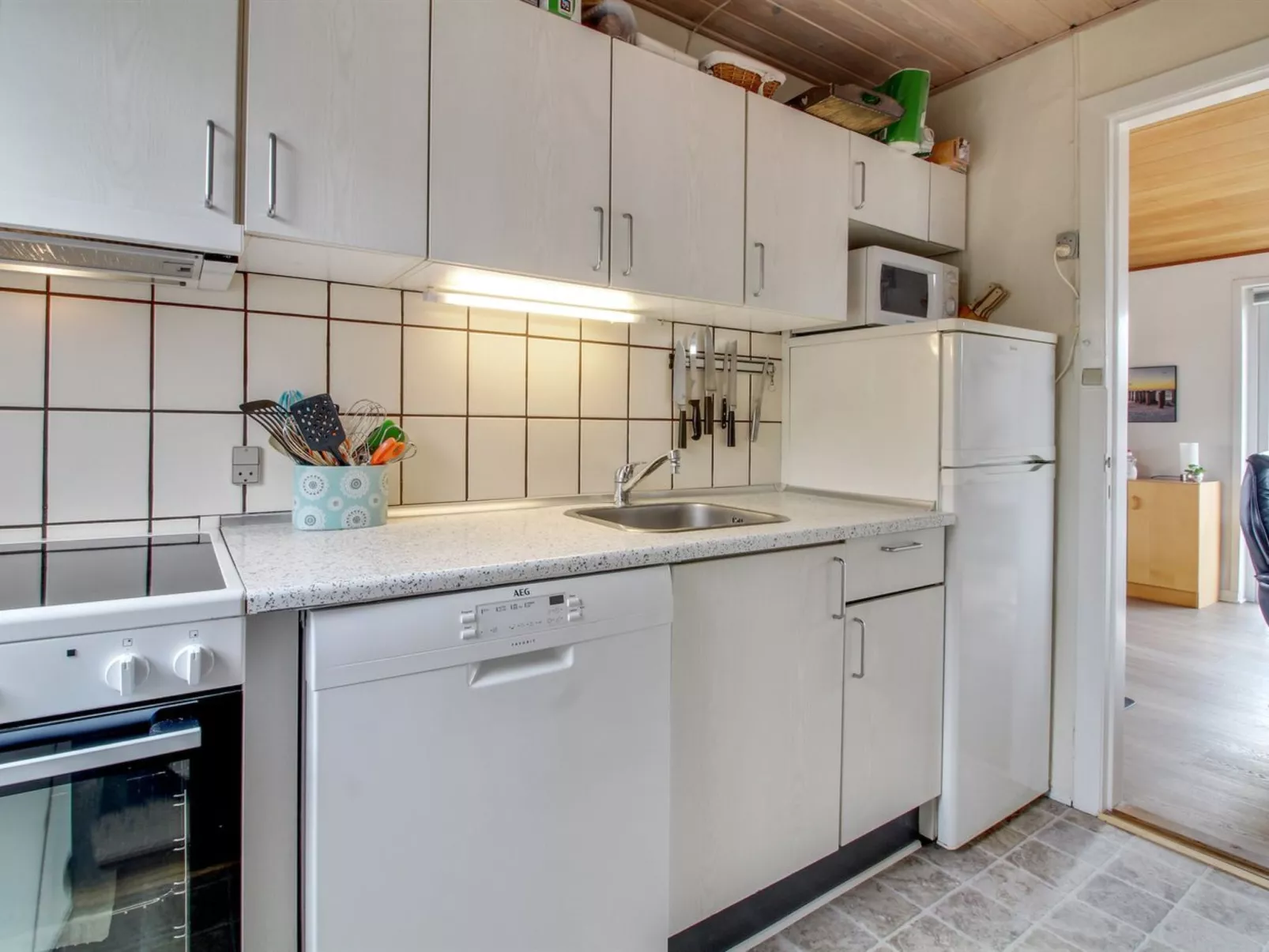 "Pupa" - 500m from the sea-Binnen