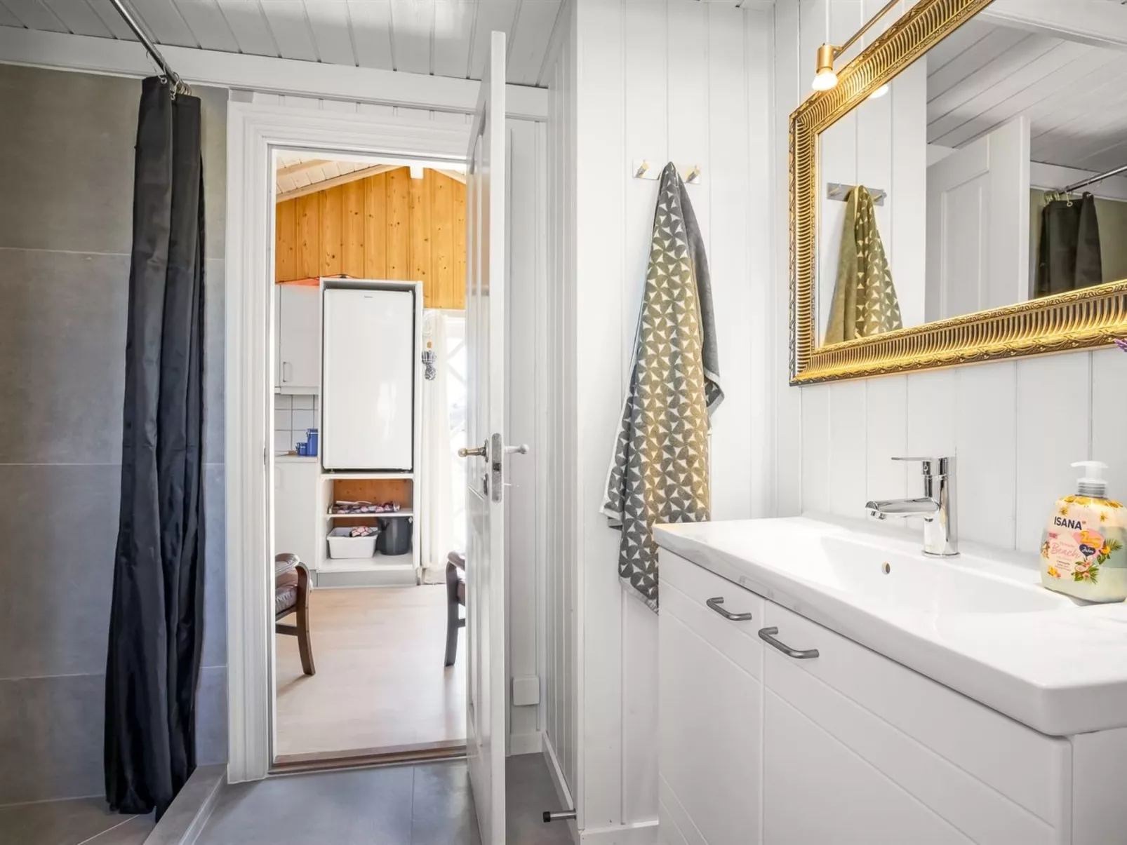 "Guthfrith" - 100m from the sea-Binnen