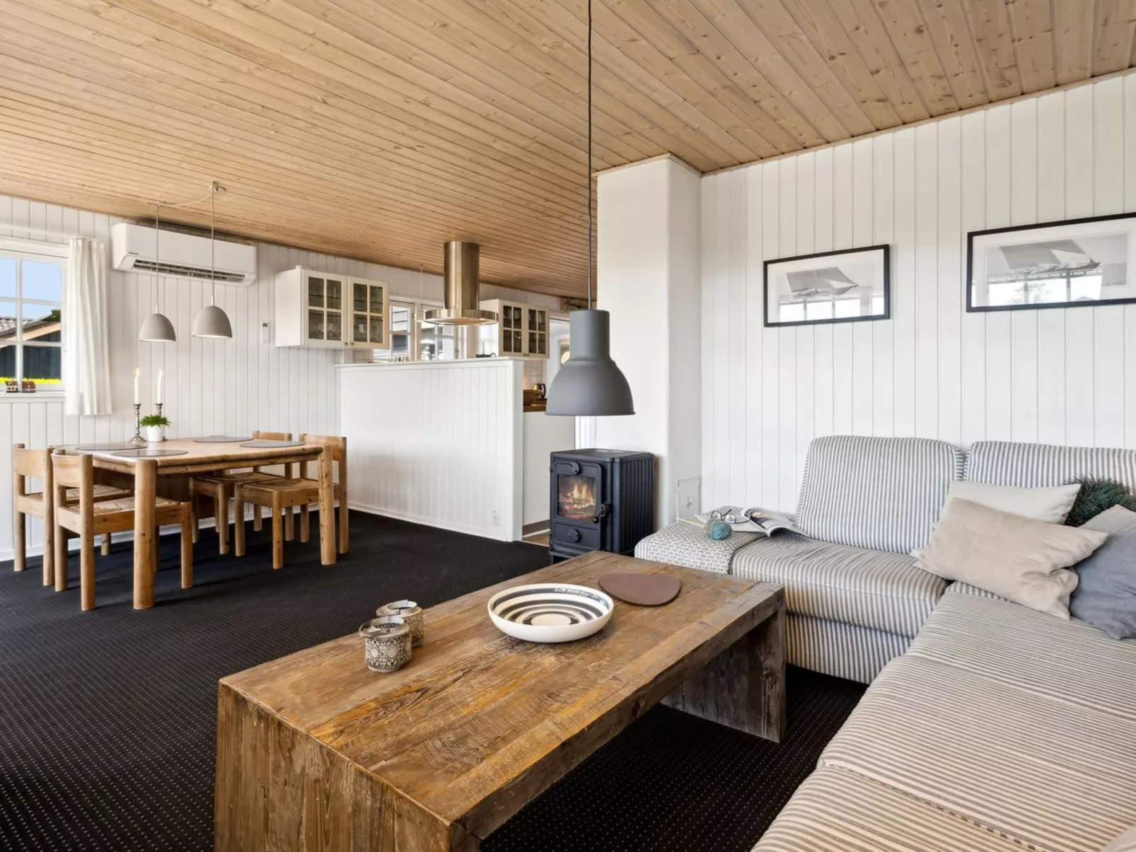 "Ekatarina" - 125m from the sea-Binnen