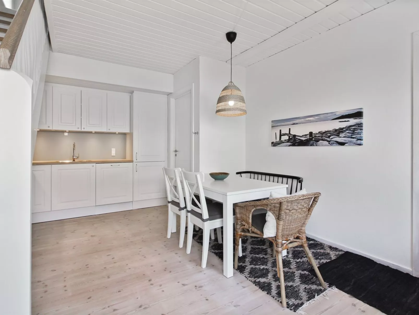 "Meglena" - 50m from the sea-Binnen