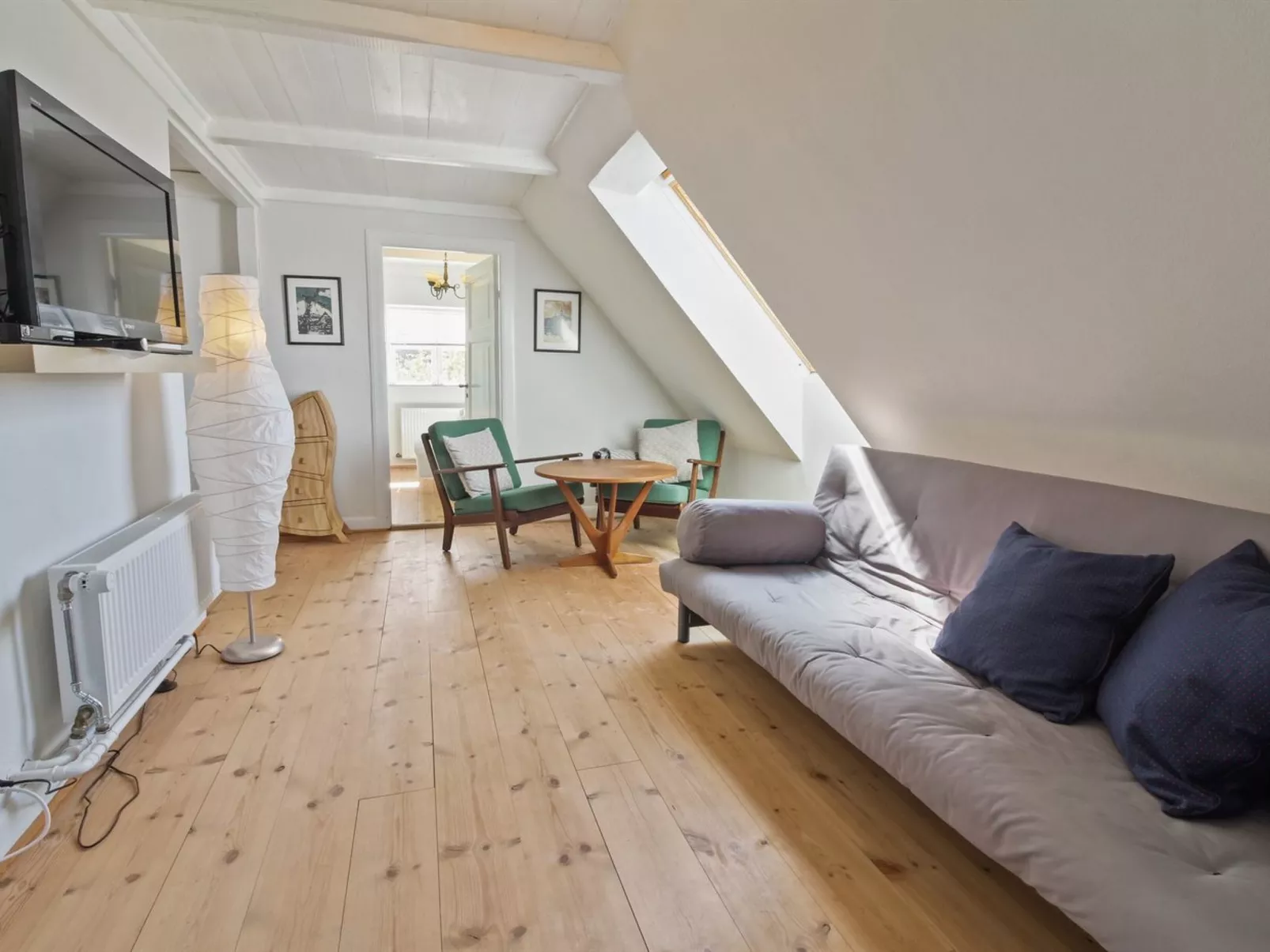 "Lilli" - 2km to the fjord-Binnen