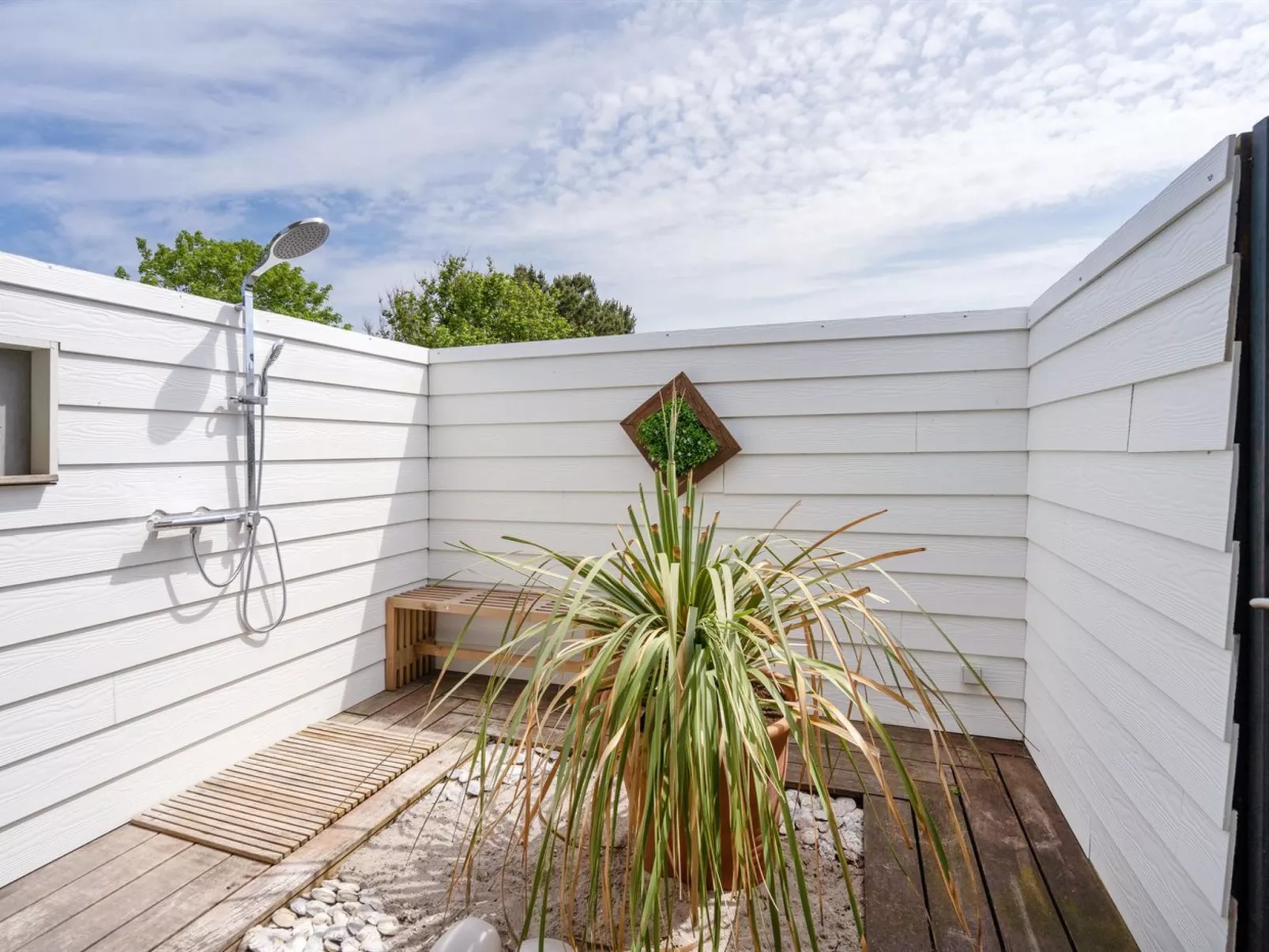 "Biorn" - 70m from the sea-Buiten