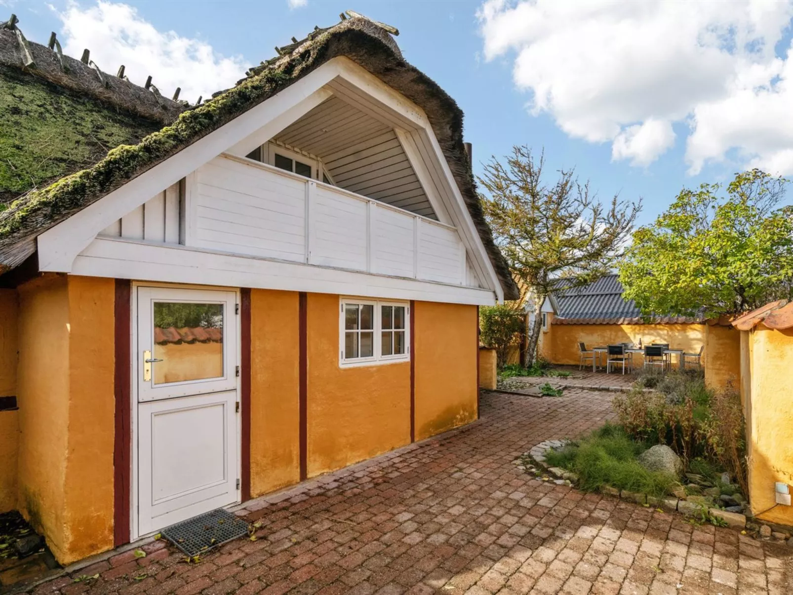 "Ethly" - 50m from the sea-Buiten