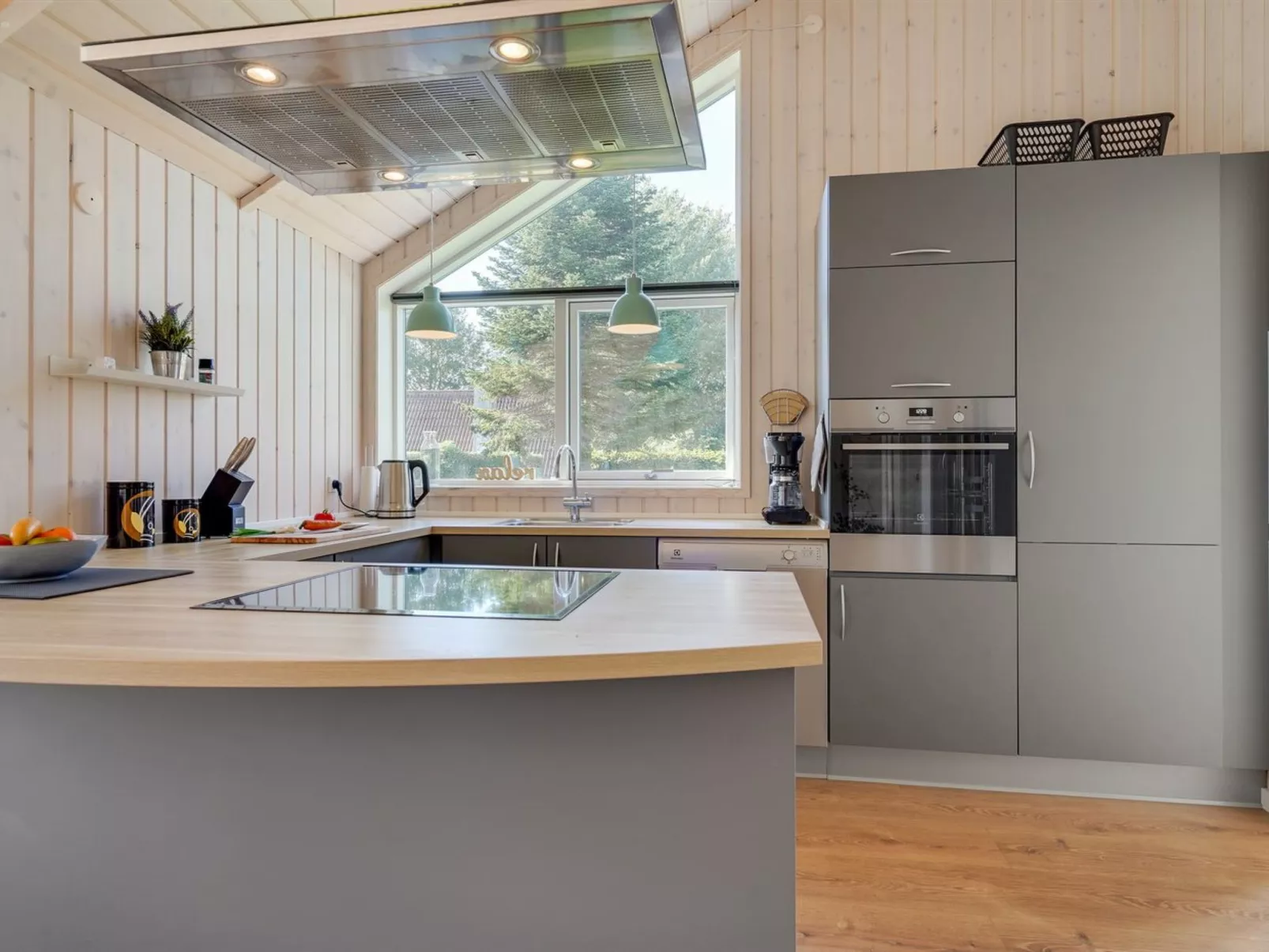 "Hellena" - 90m from the sea-Binnen