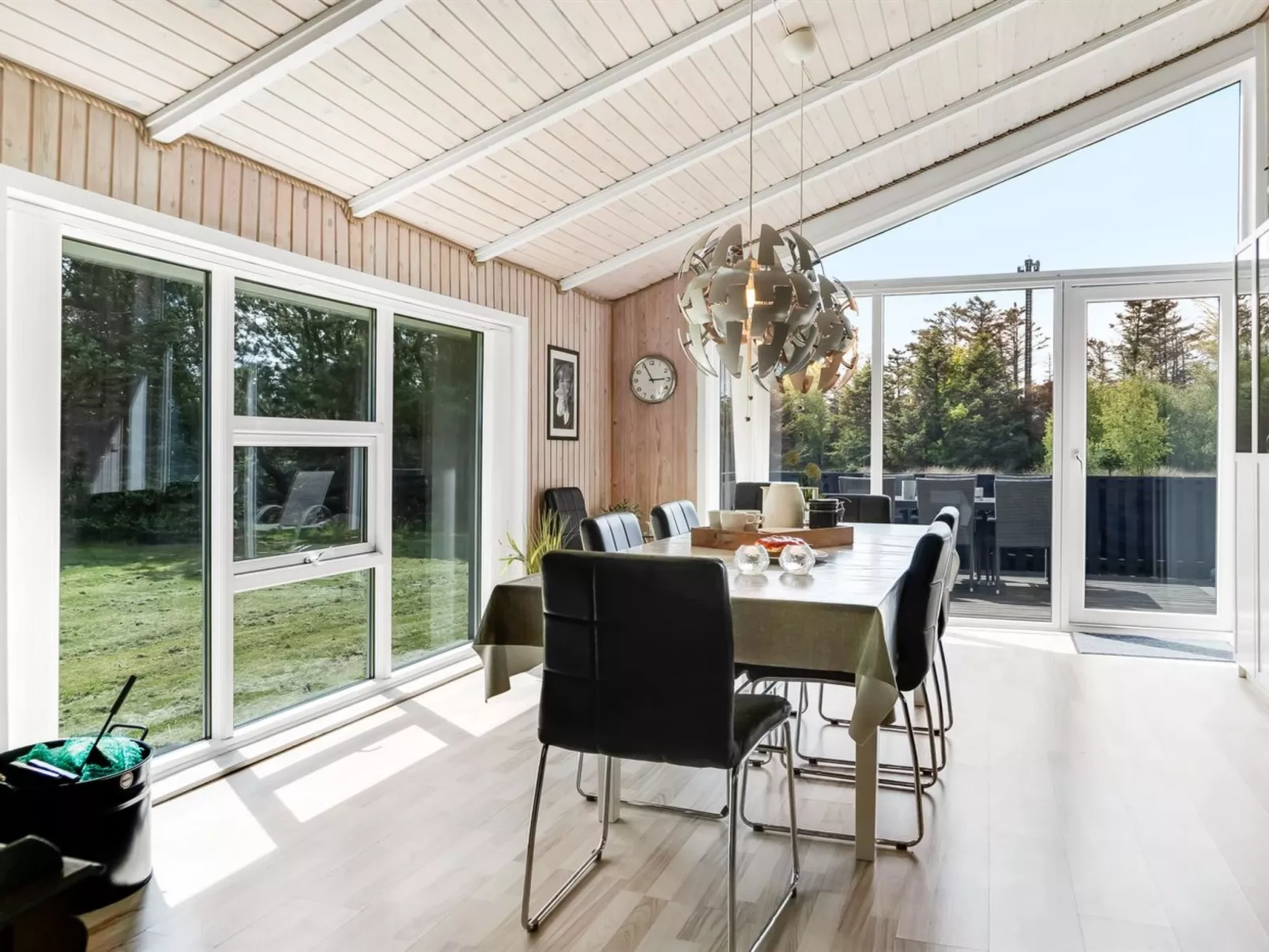 "Aja" - 900m from the sea-Binnen