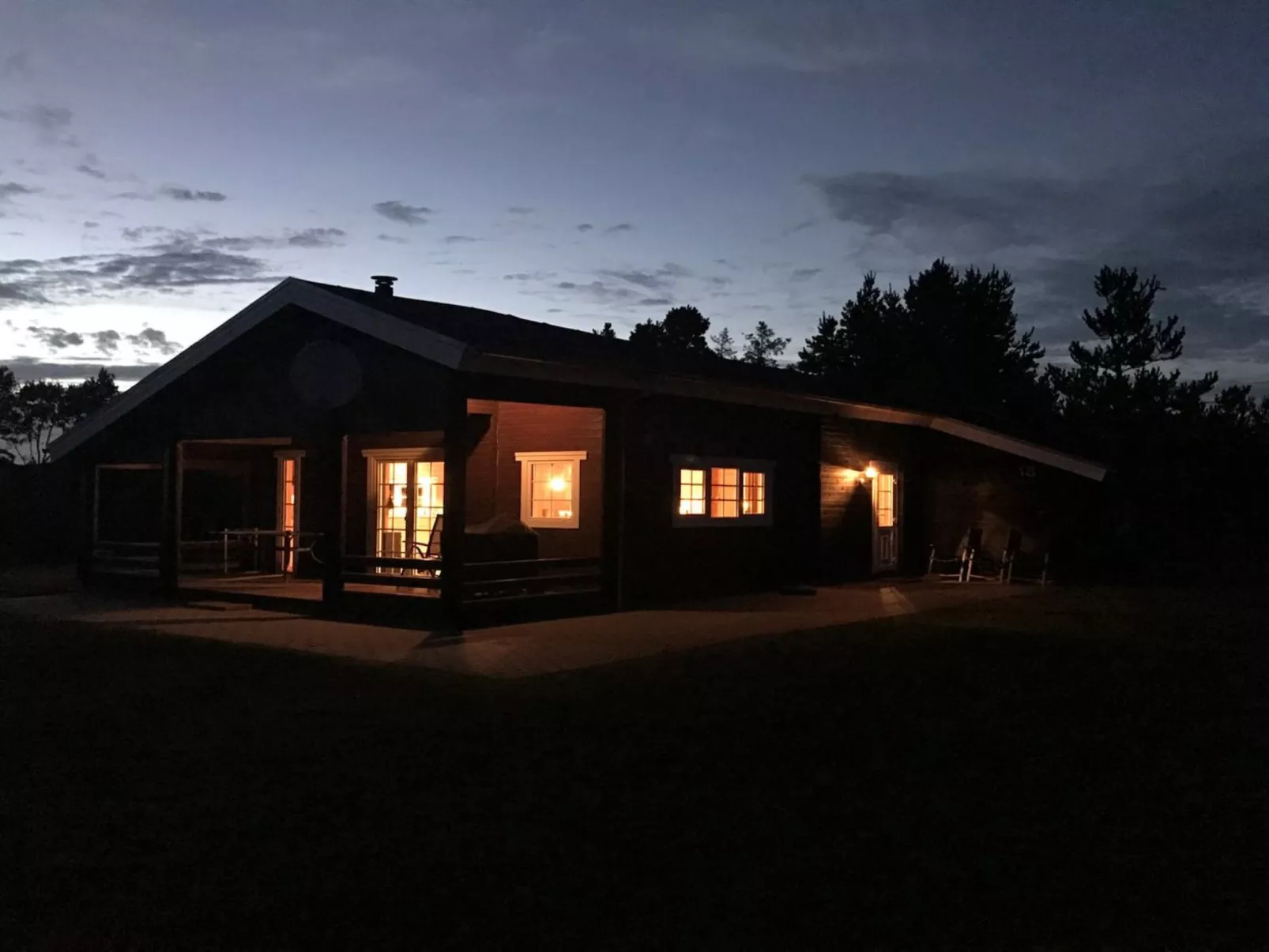 "Ulvi" - 300m to the fjord-Buiten