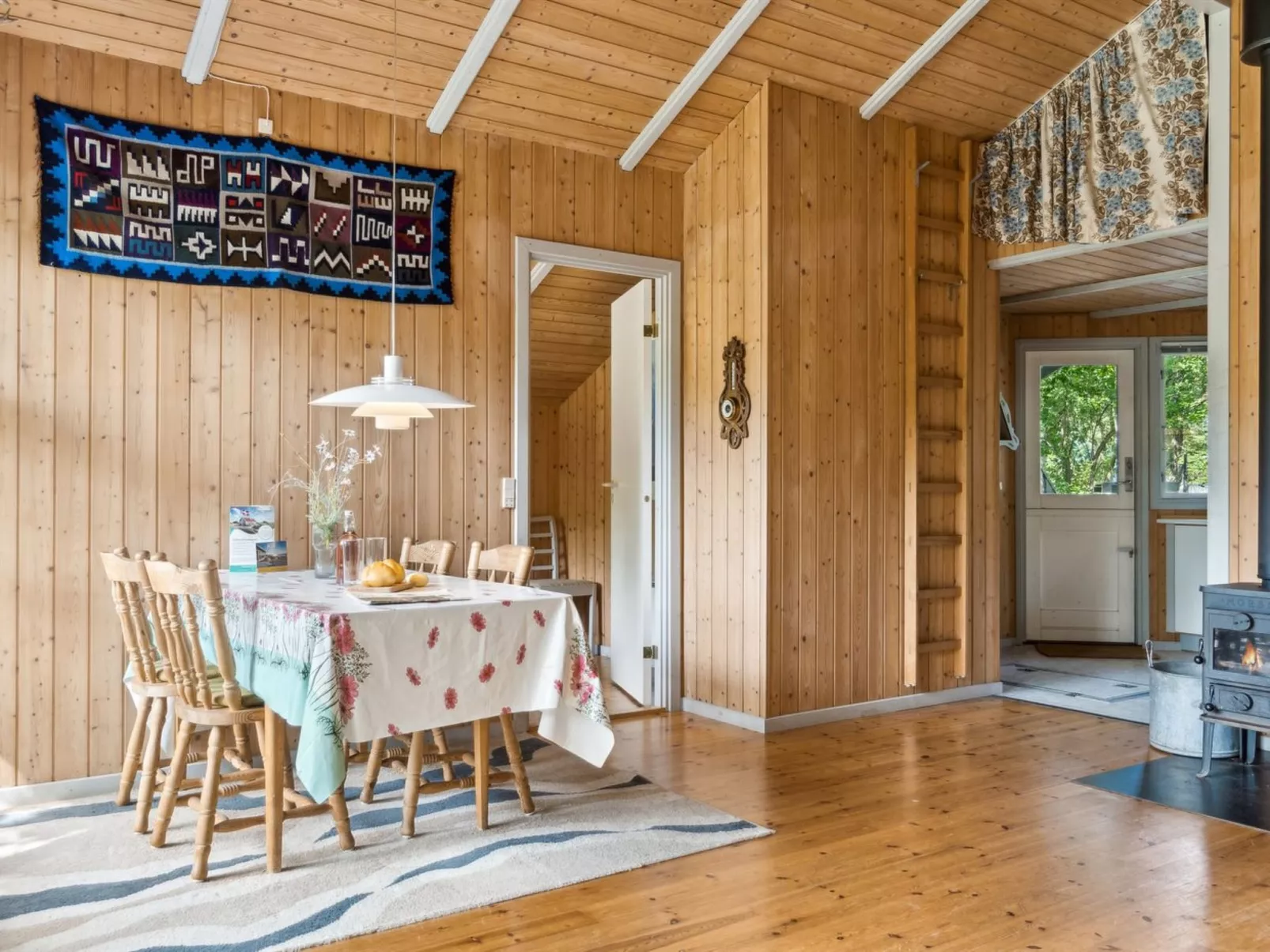 "Kerrin" - 300m from the sea-Binnen