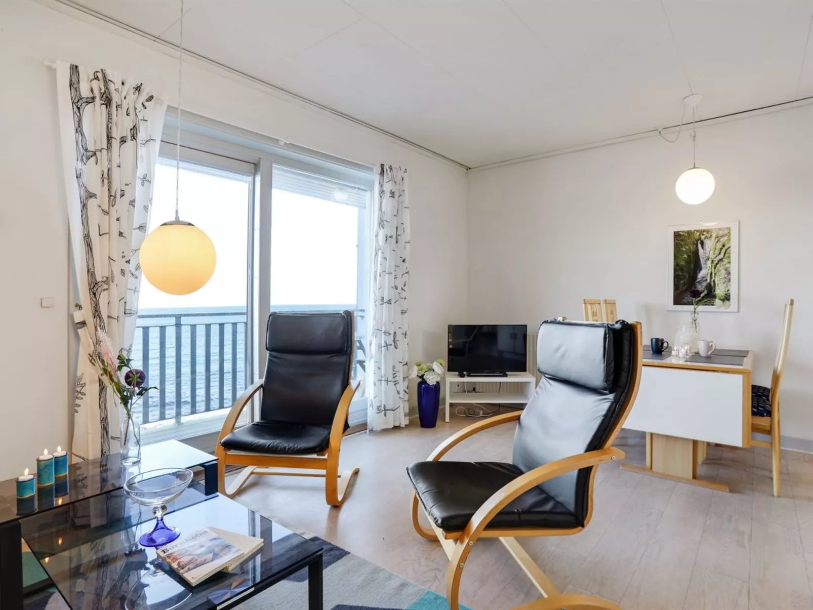 "Ramona" - 10m from the sea-Binnen