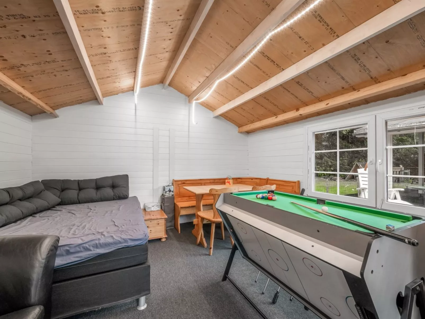 "Emmanuela" - 700m to the fjord-Binnen