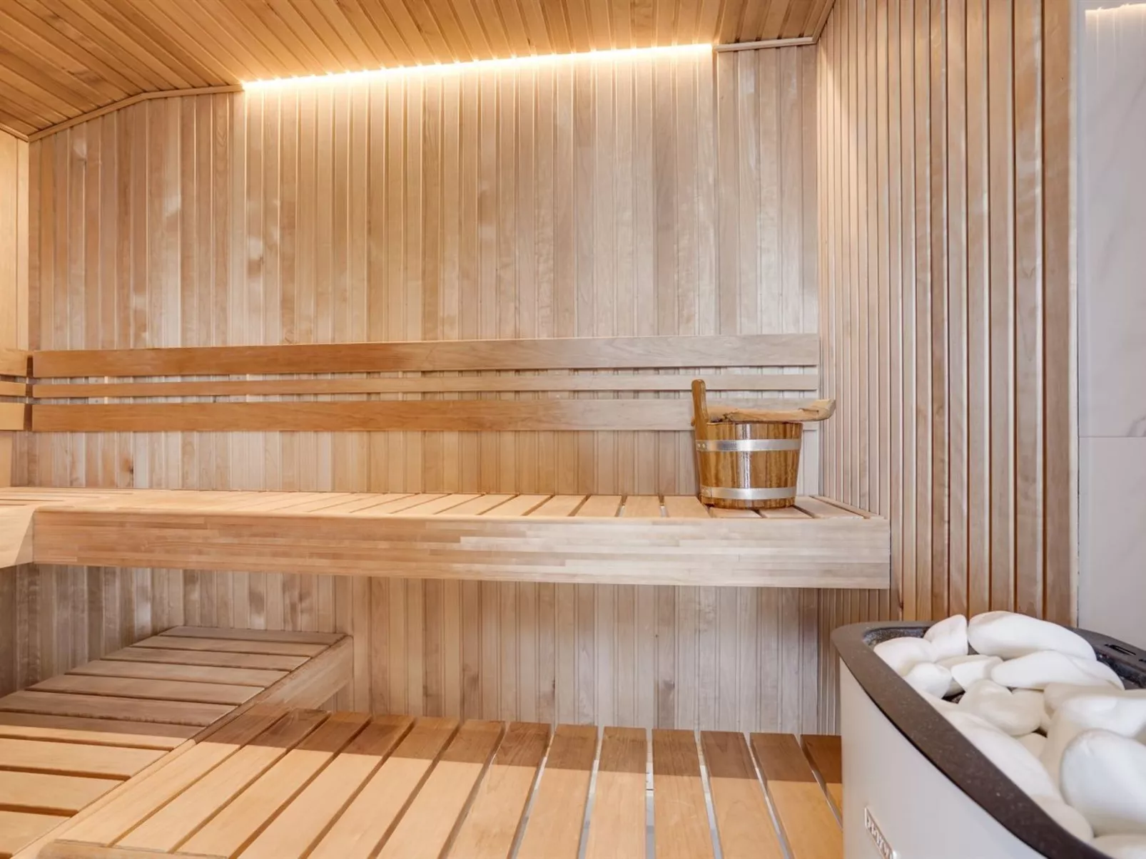 "Anie" - 950m from the sea-Binnen