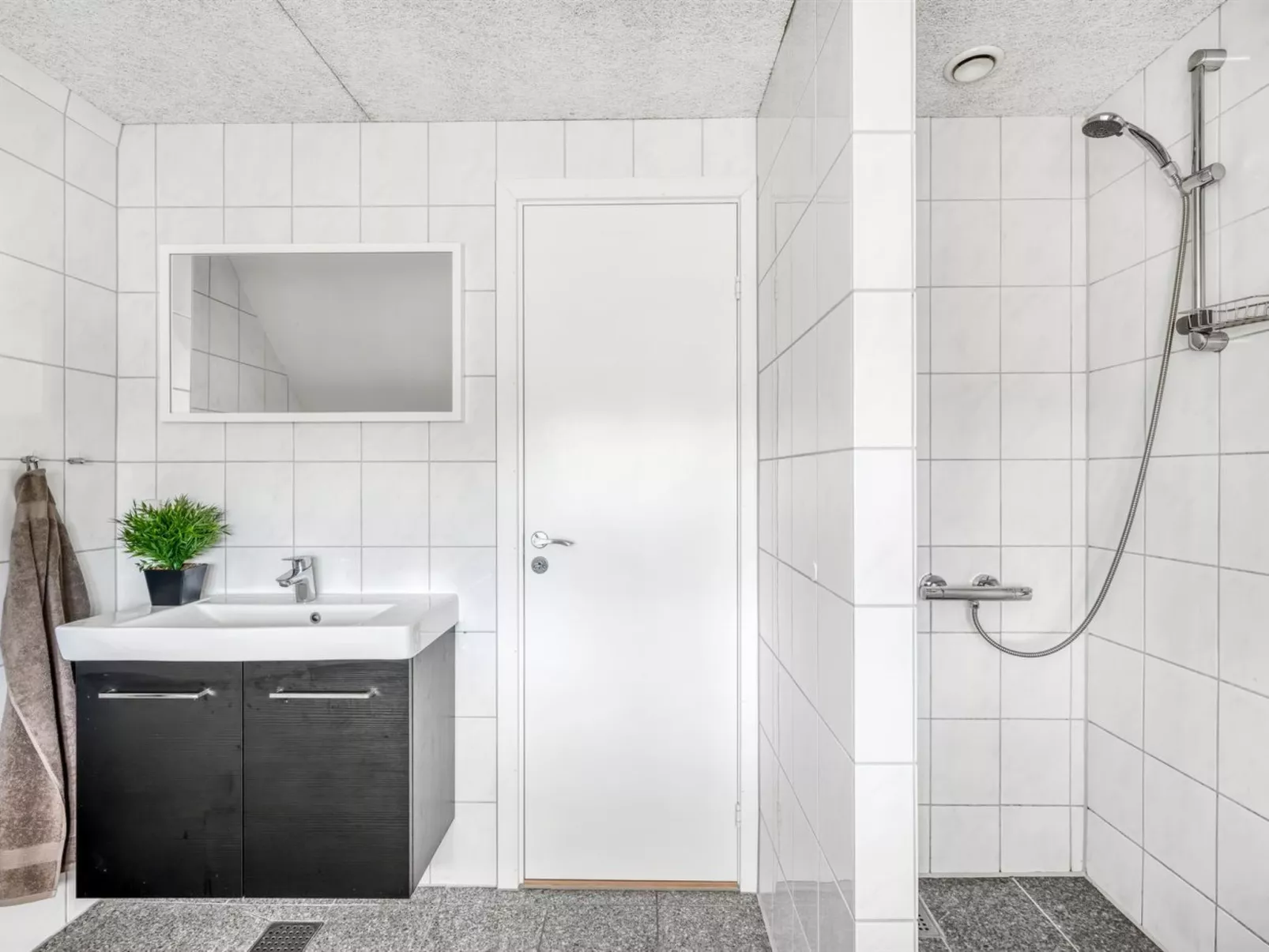 "Irlin" - 800m from the sea-Binnen