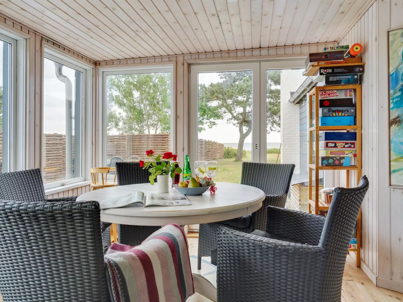 "Sigurd" - 20m from the sea-Binnen