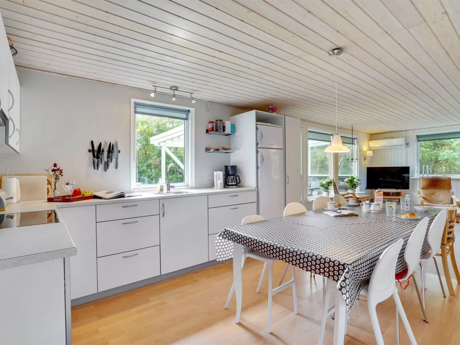 "Ulrike" - 600m to the fjord-Binnen