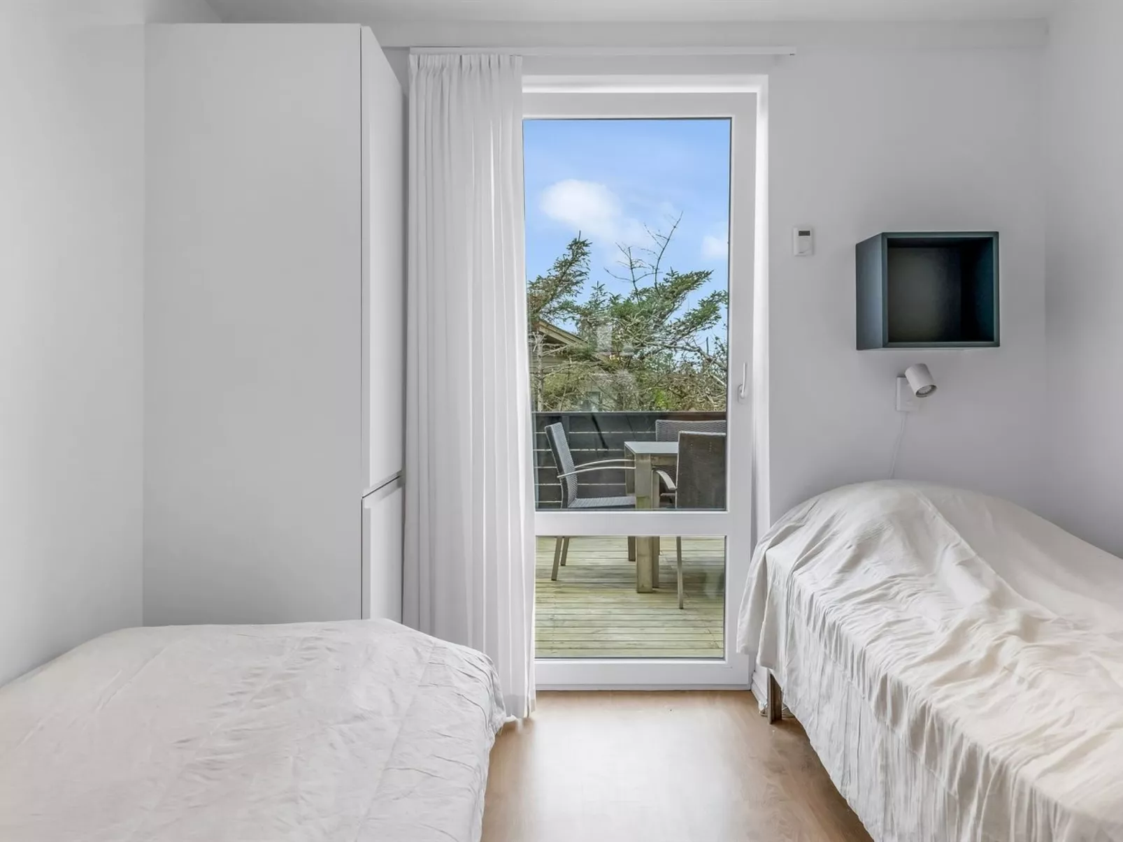 "Aija" - 375m from the sea-Binnen