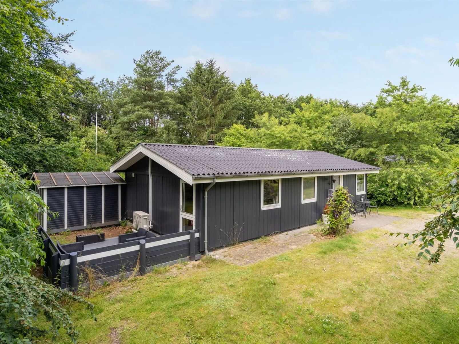 "Massie" - 30km from the sea-Buiten