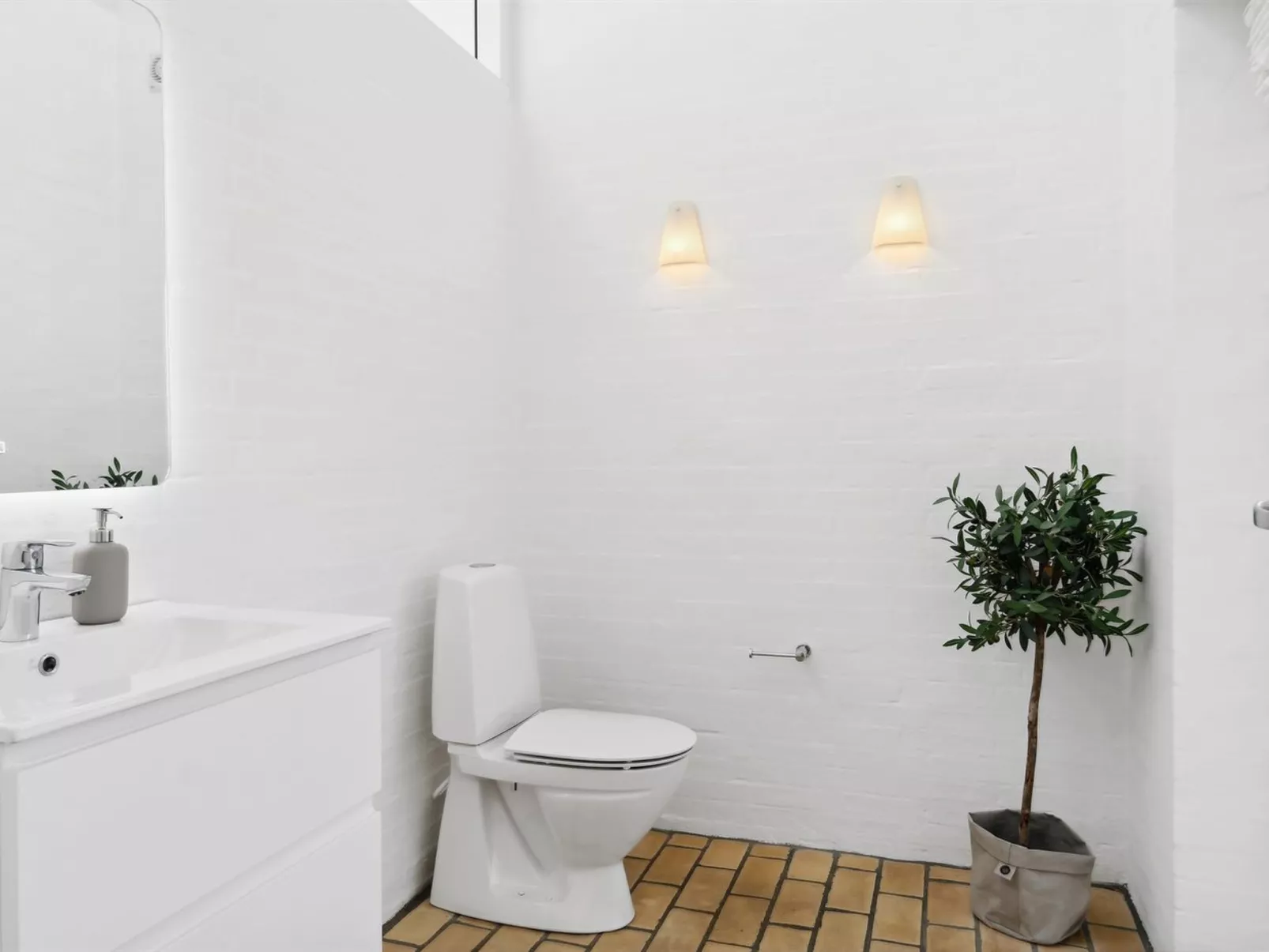 "Thilo" - 2.3km from the sea-Binnen