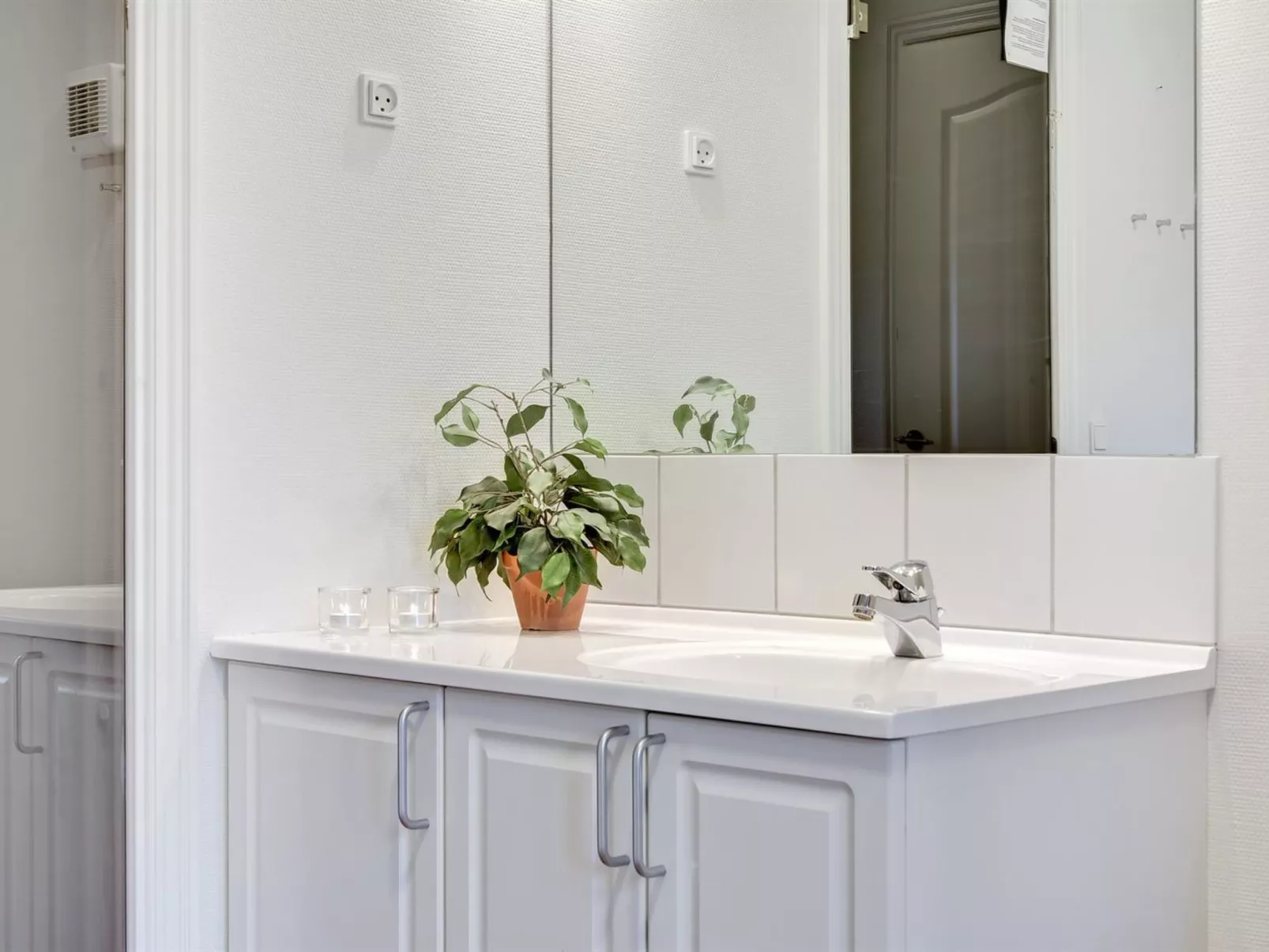 "Thoran" -  from the sea-Binnen