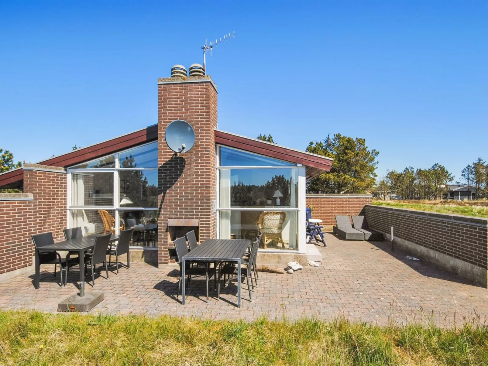 "Jerrik" - 900m from the sea-Buiten