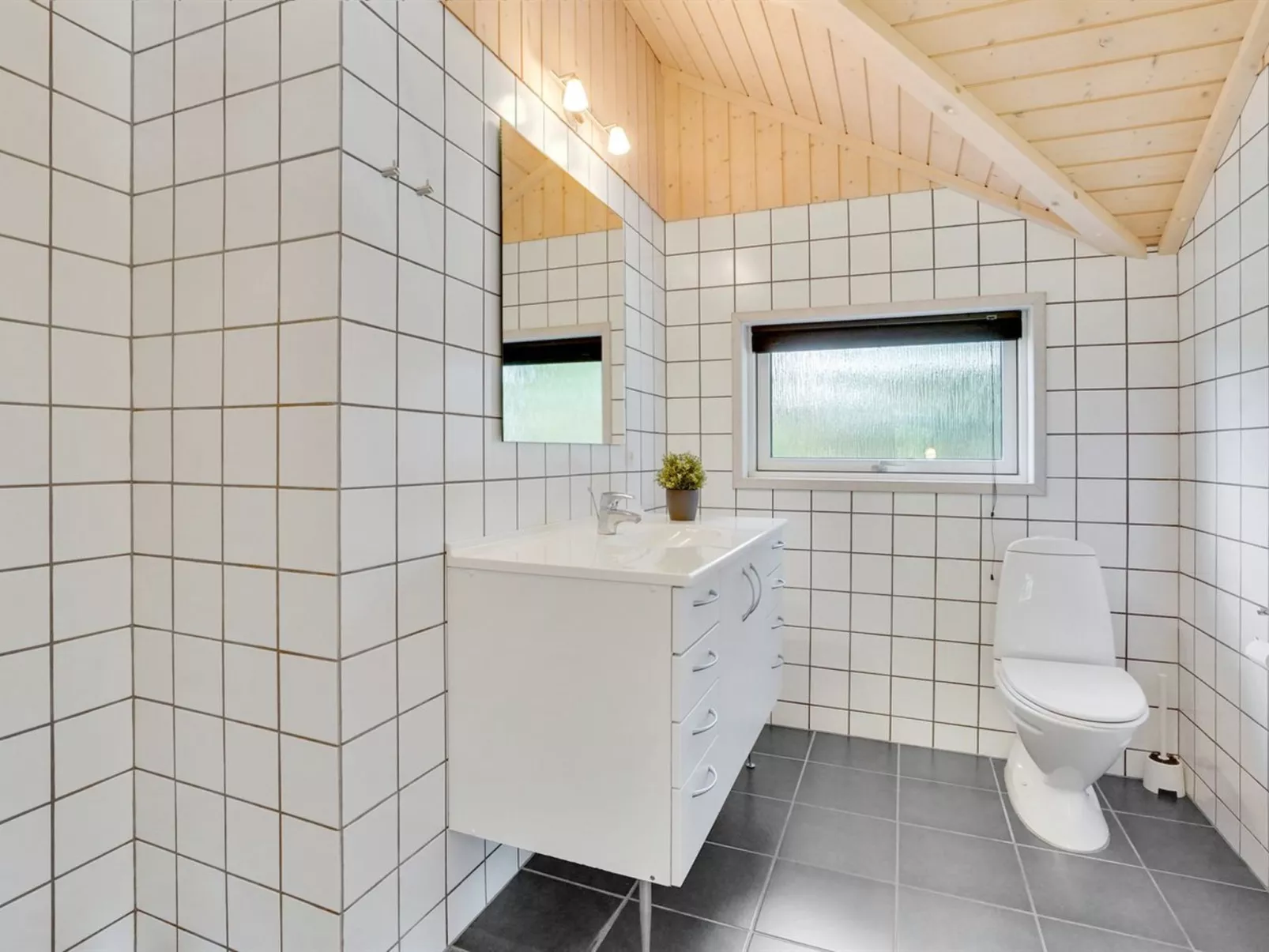 "Lisel" - 25km from the sea-Binnen