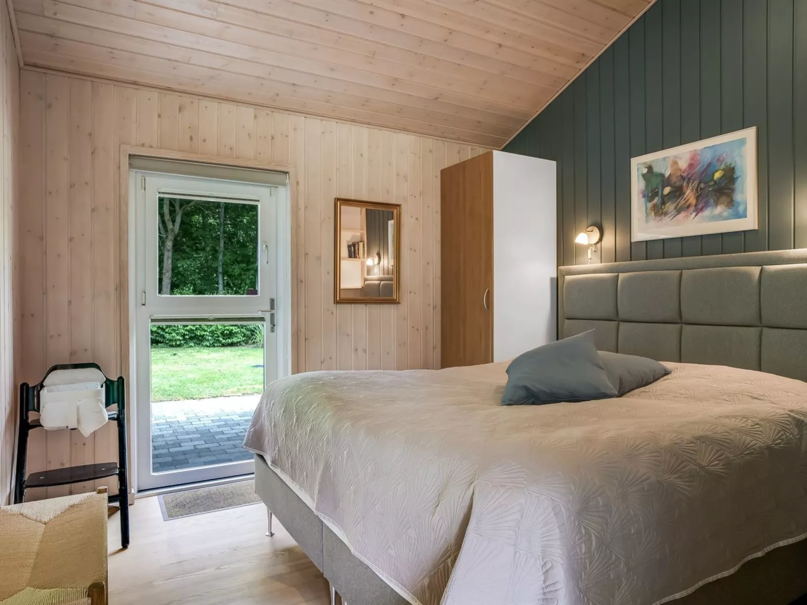 "Yorrit" - 500m to the fjord-Binnen