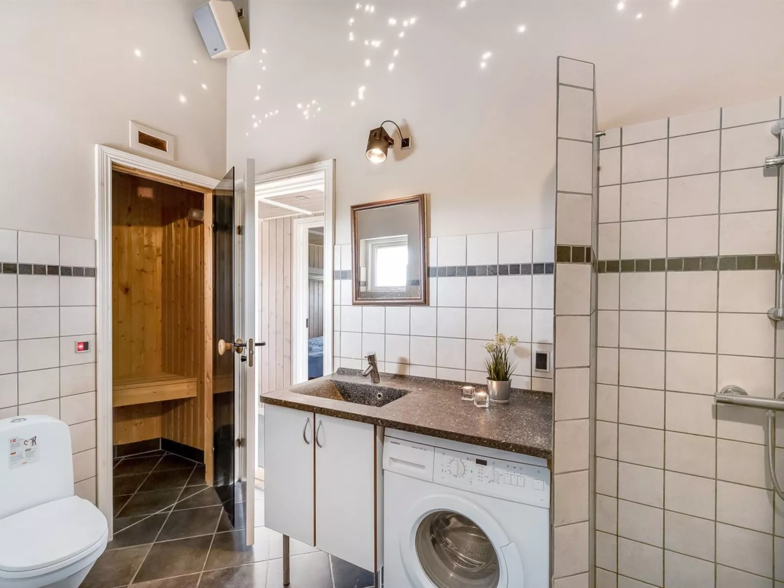 "Cristine" - 400m from the sea-Binnen