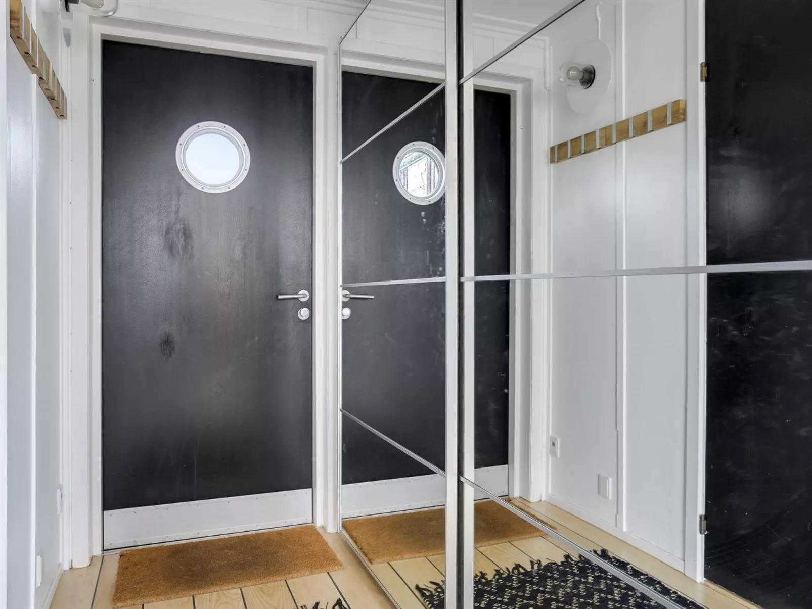 "Goda" - 5m from the sea-Binnen