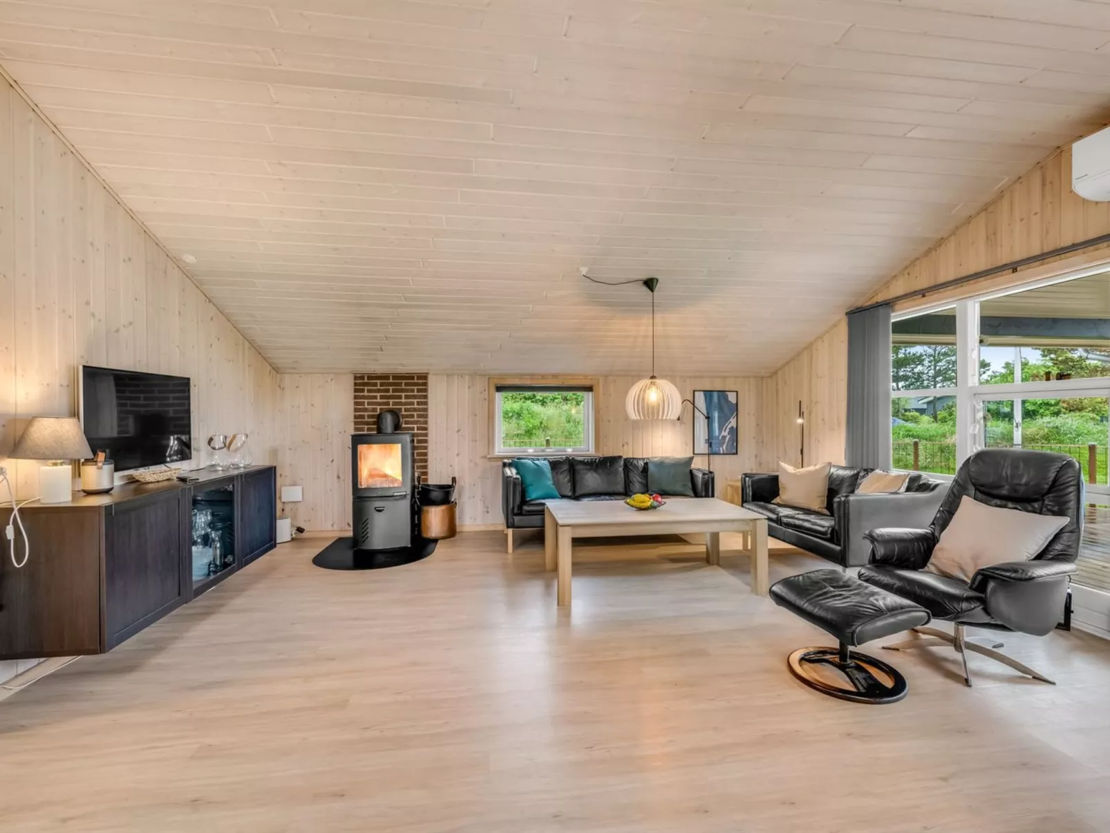 "Everd" - 500m to the fjord-Binnen