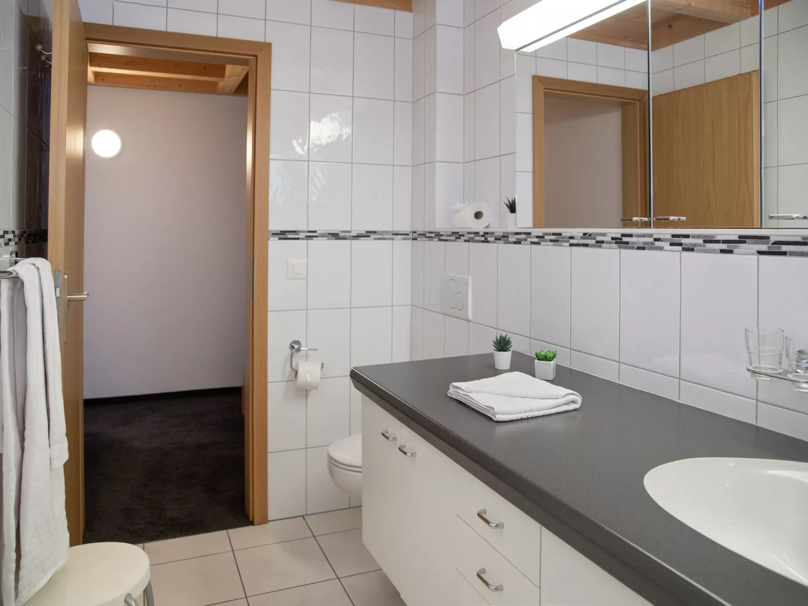 Racer's Retreat Apt.12-Binnen