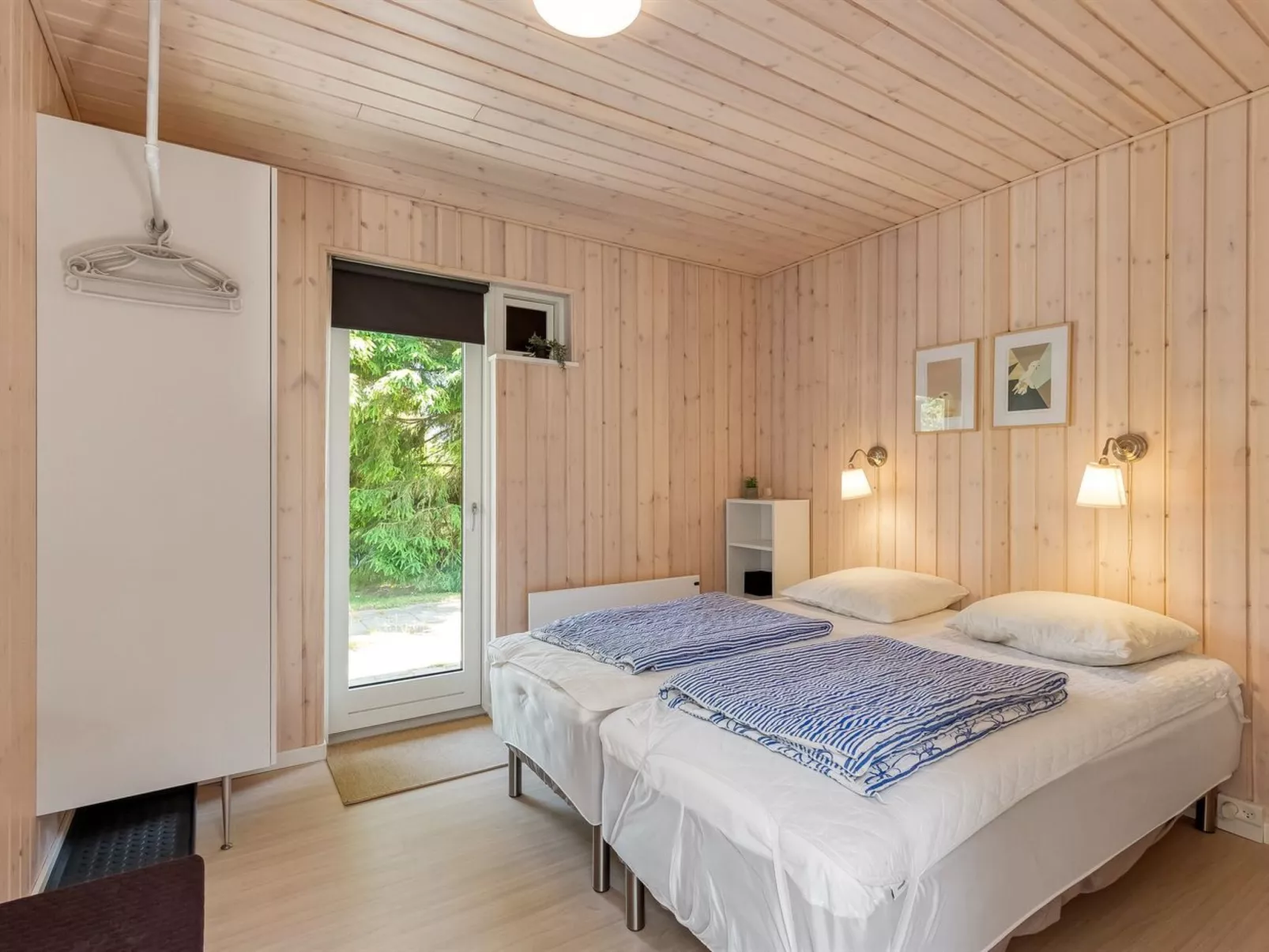 "Gabi" - 700m from the sea-Binnen