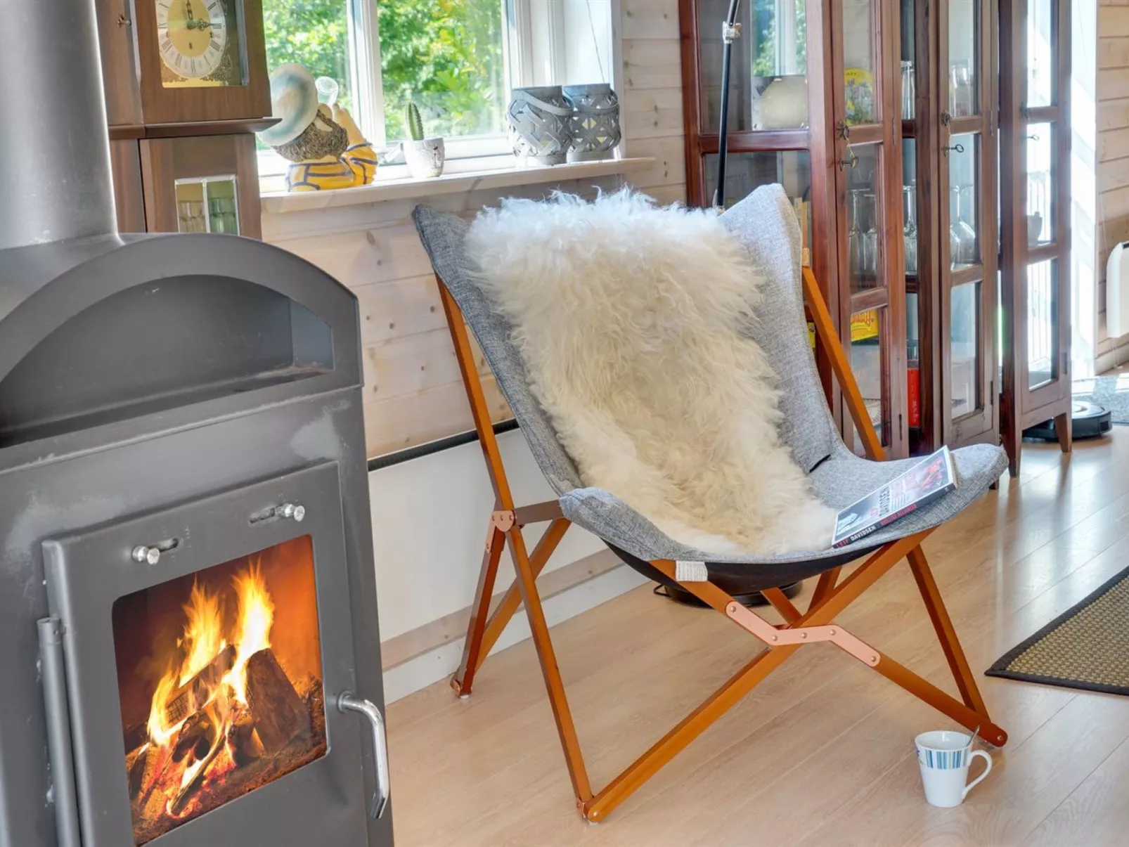 "Tian" -  from the sea-Binnen