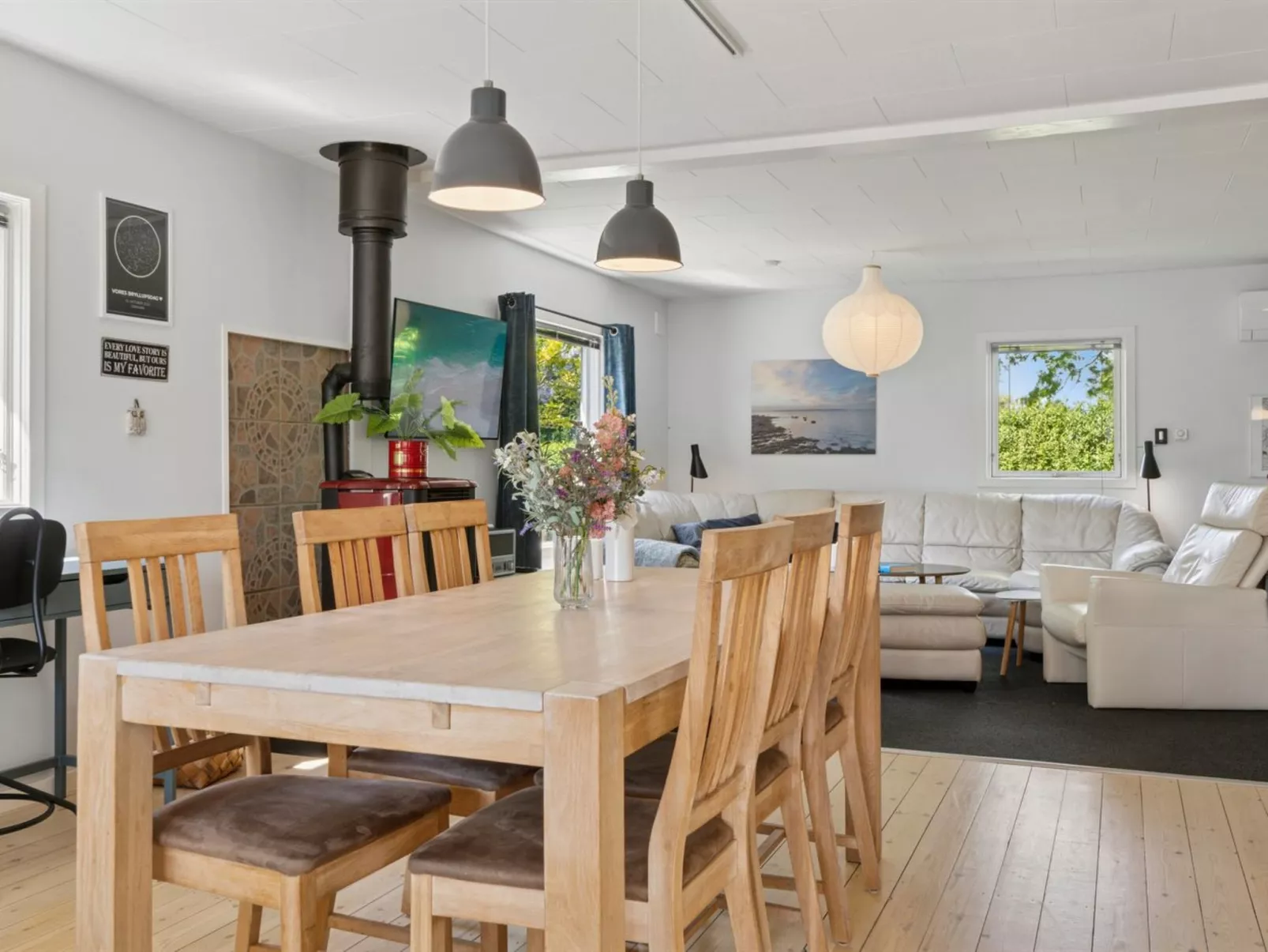 "Ømund" - 600m to the fjord-Binnen