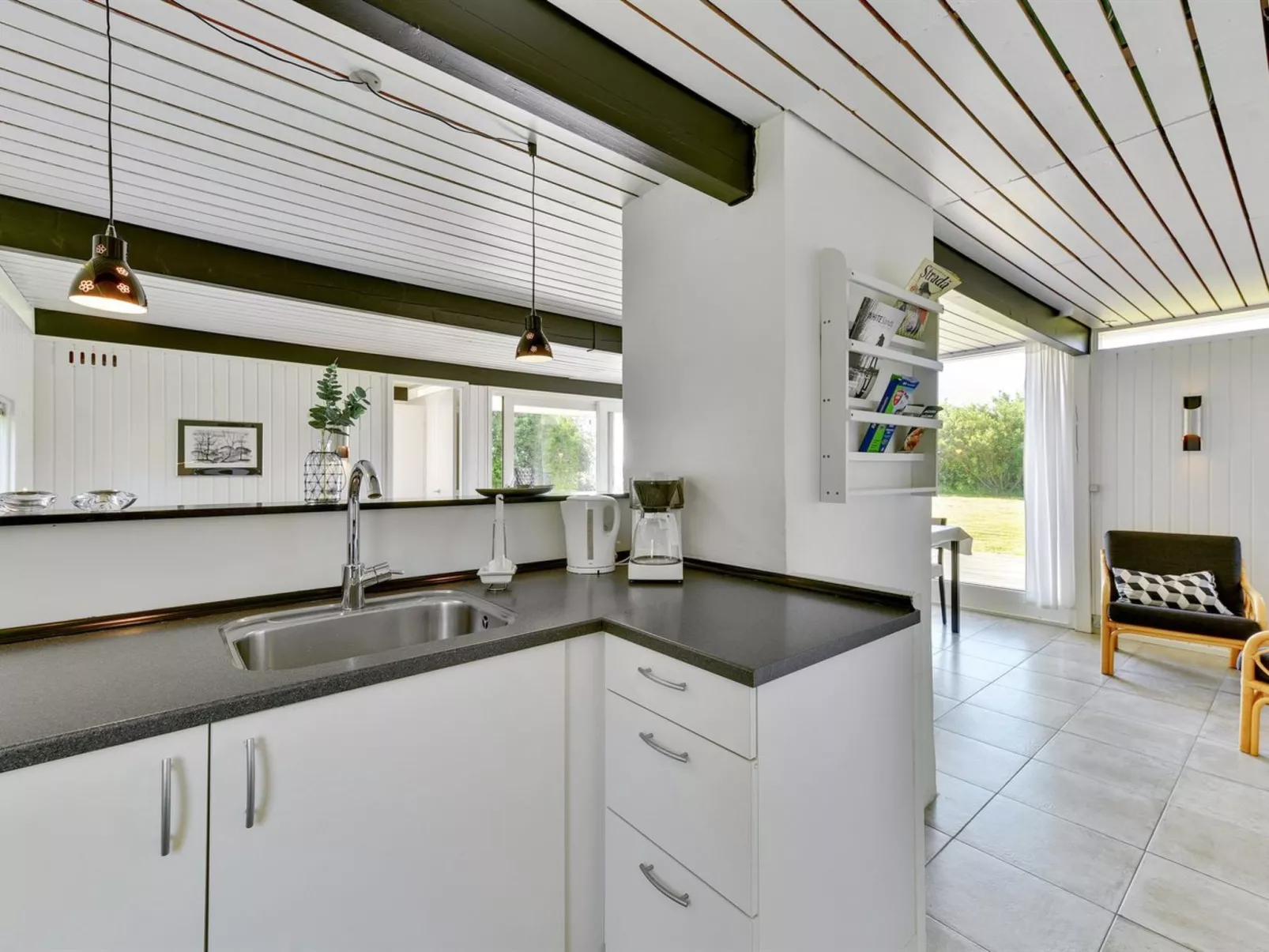 "Anund" - 1.4km from the sea-Binnen